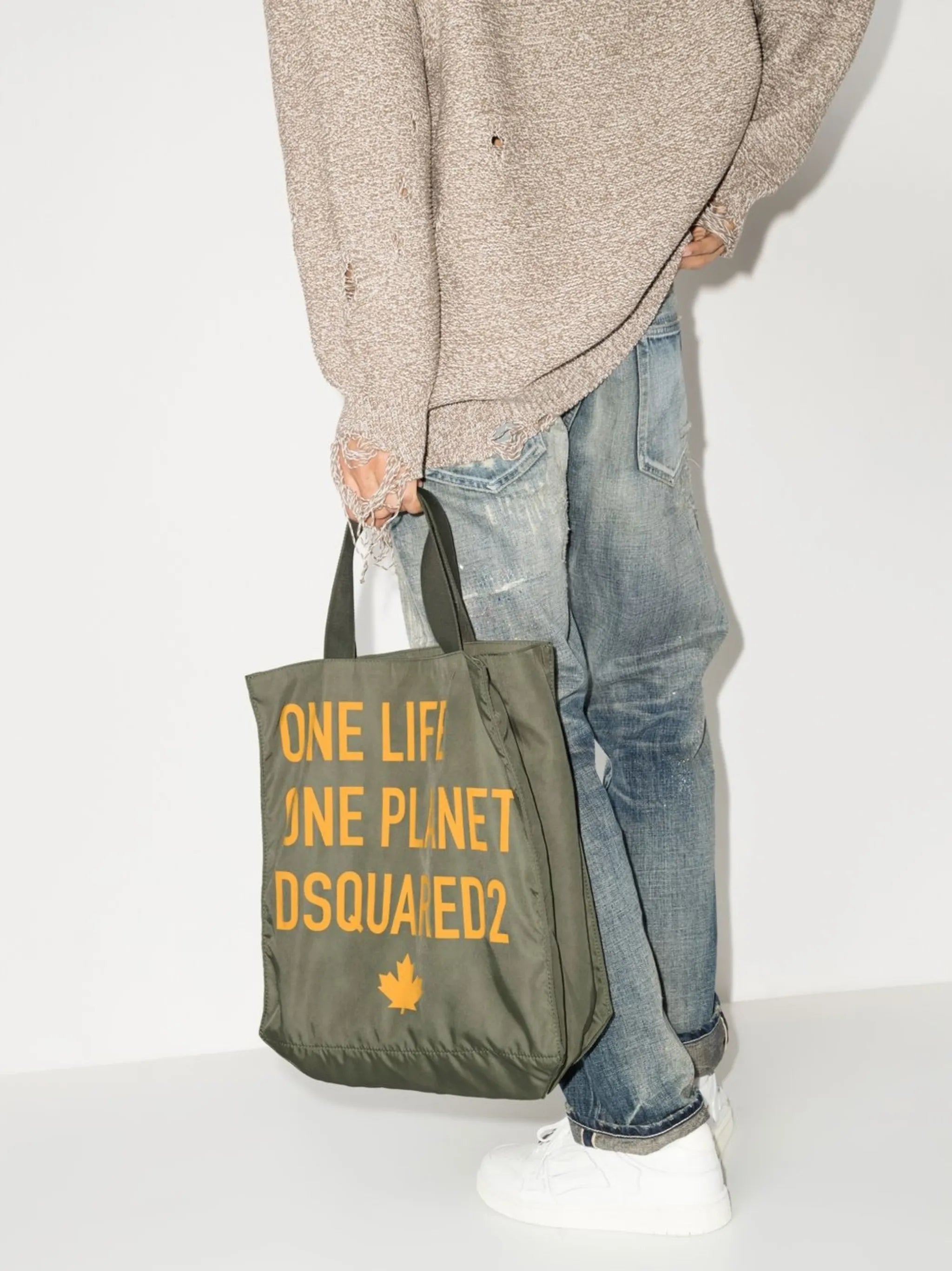 One Planet slogan-print tote