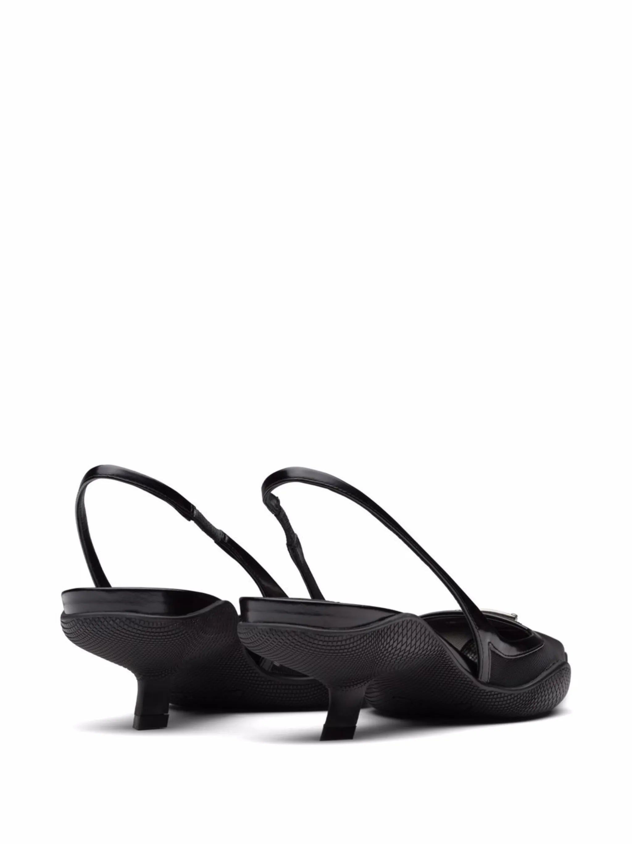 triangle plaque mesh pumps
