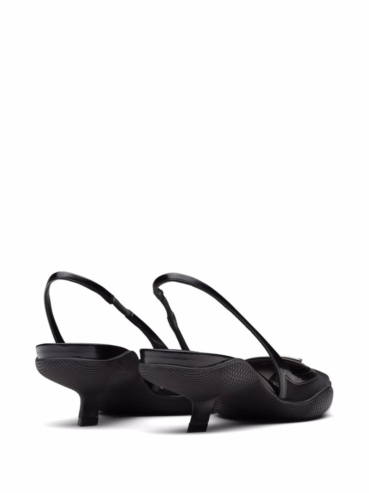 triangle plaque mesh pumps