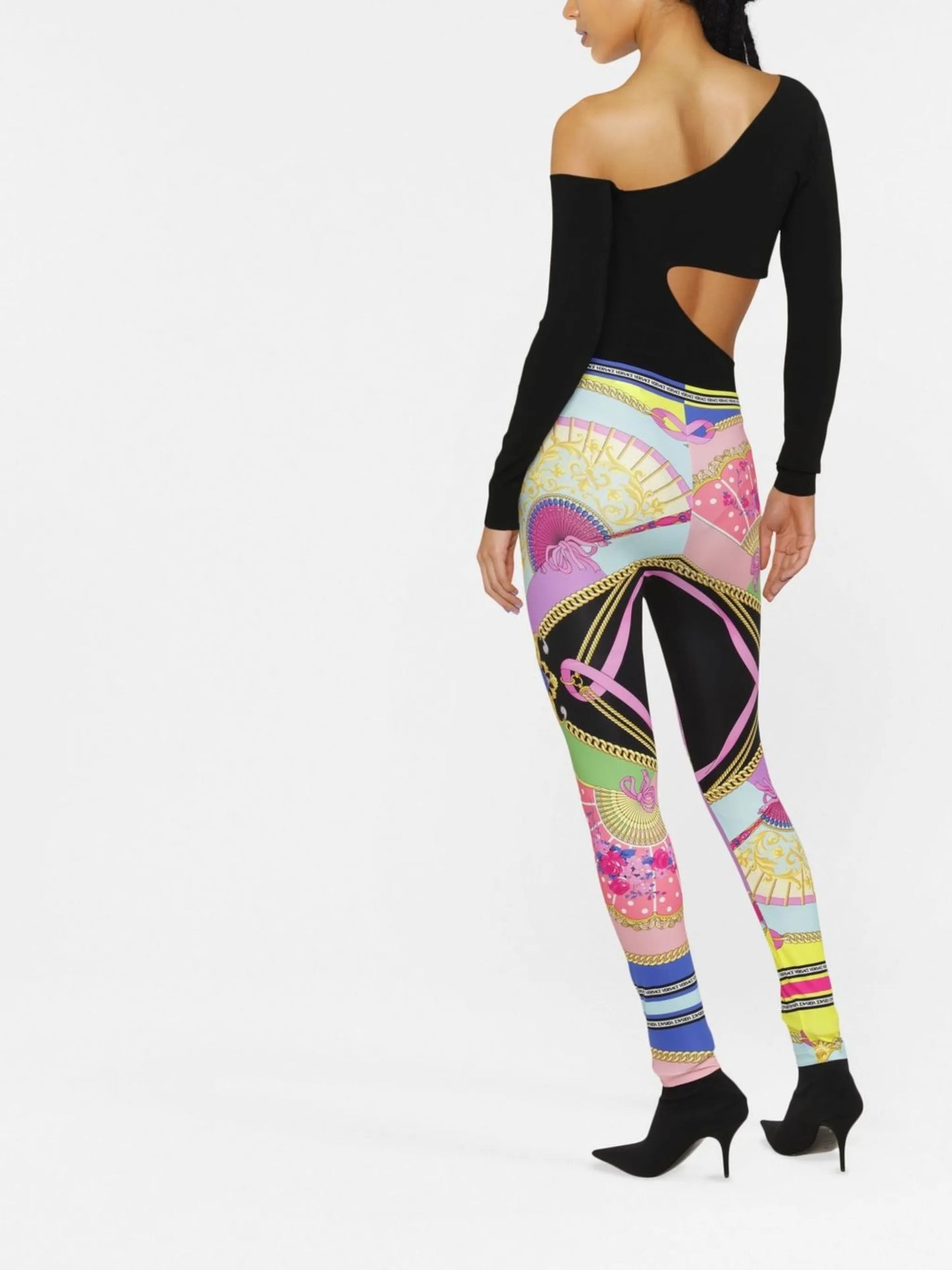 all-over graphic-print leggings