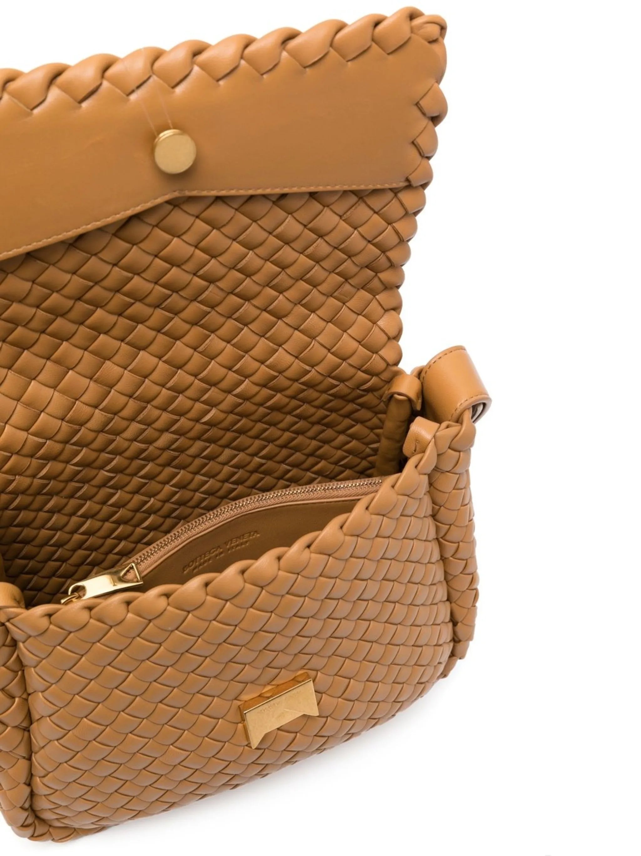 Cobble leather shoulder bag