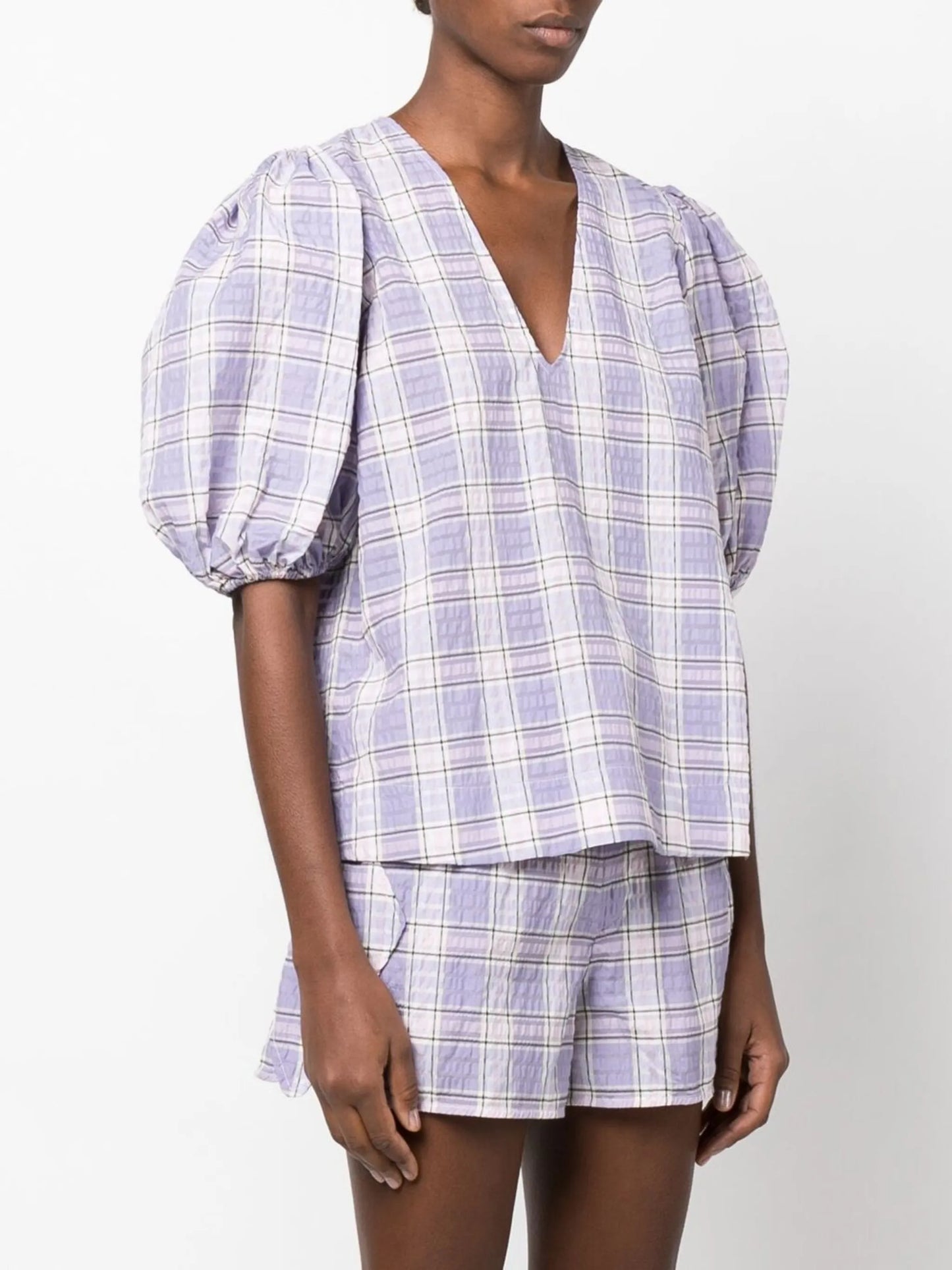 check-patterned puff sleeve blouse