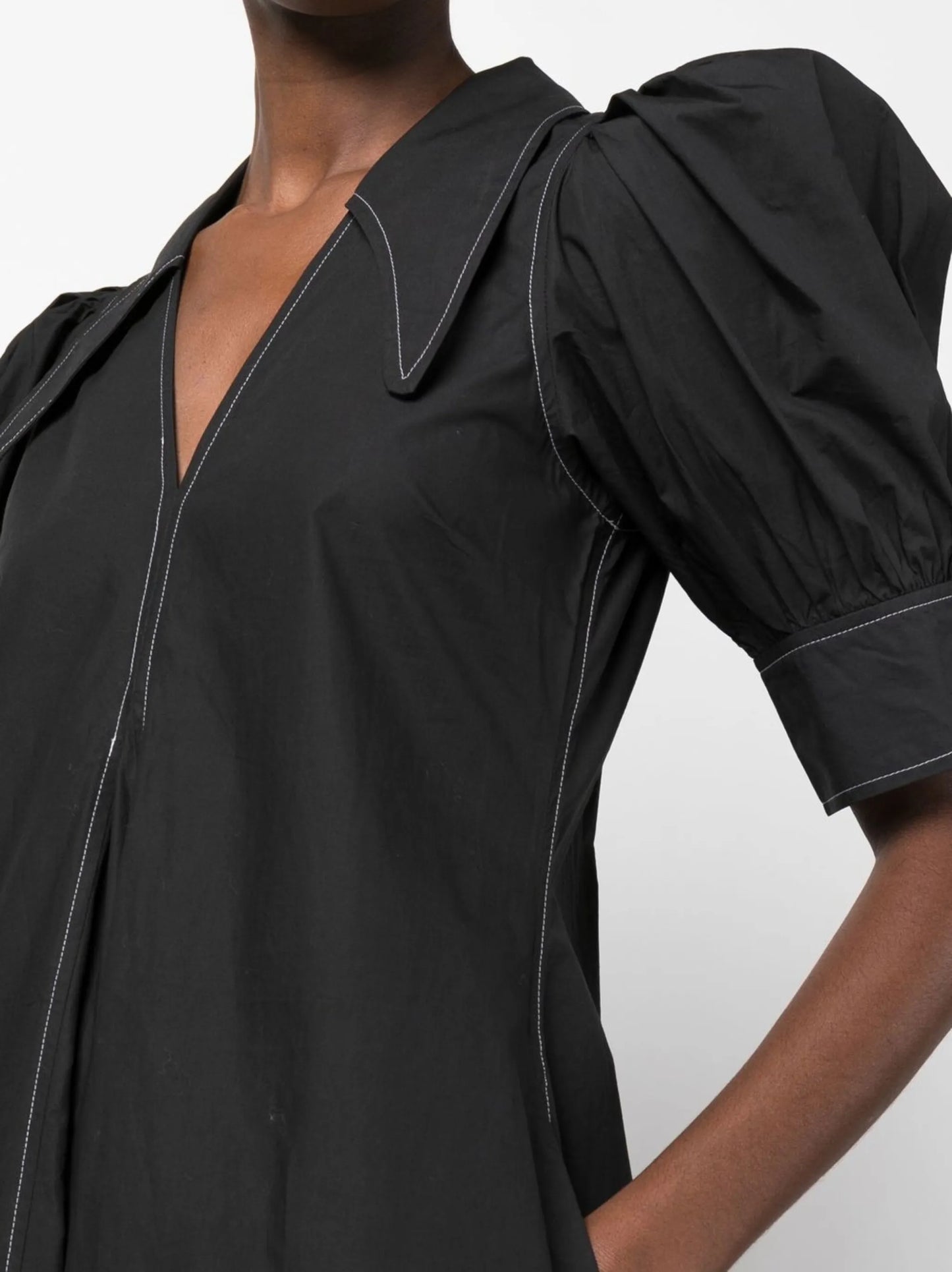 puff-sleeved box-pleat dress