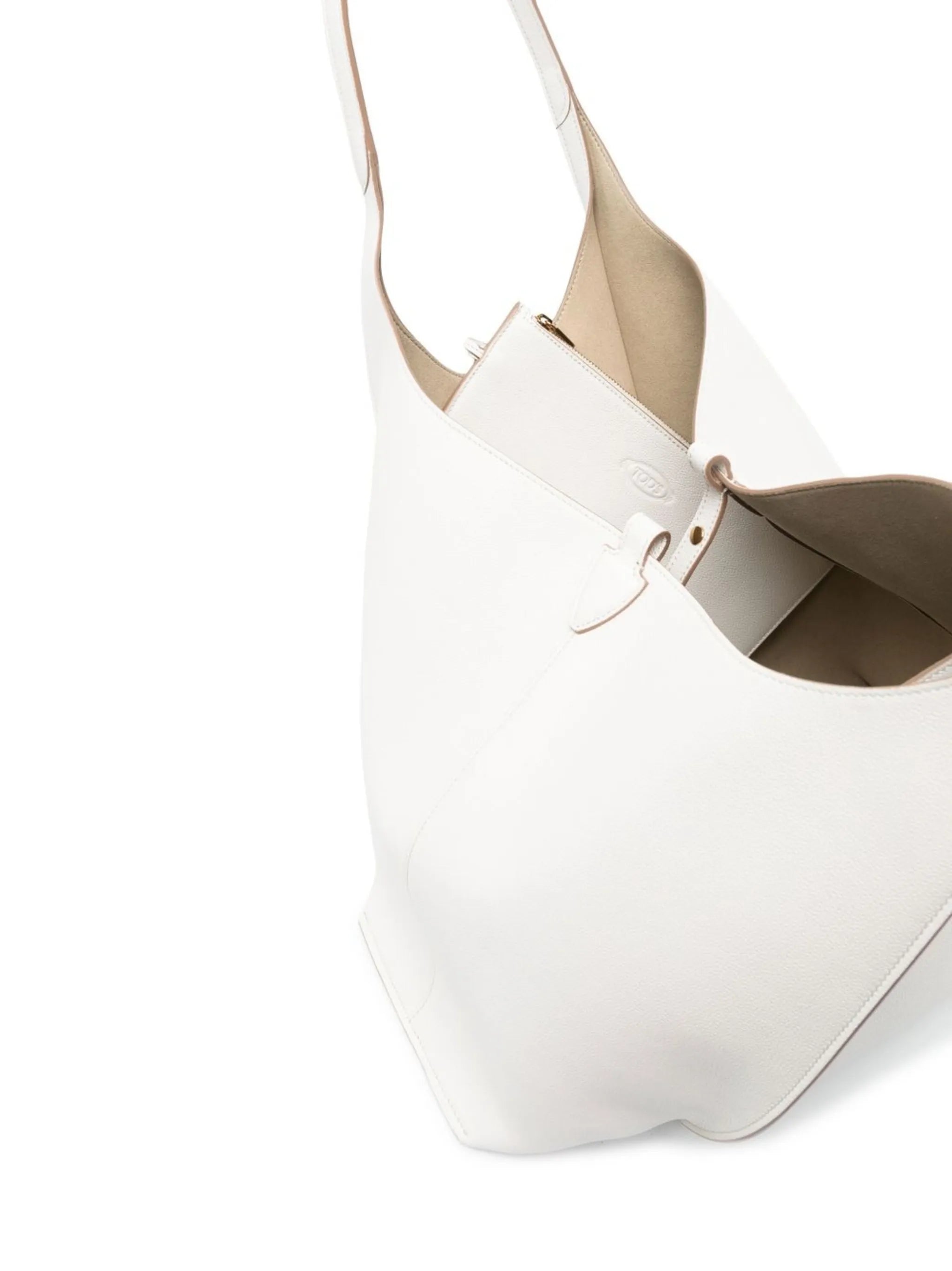 medium leather tote bag