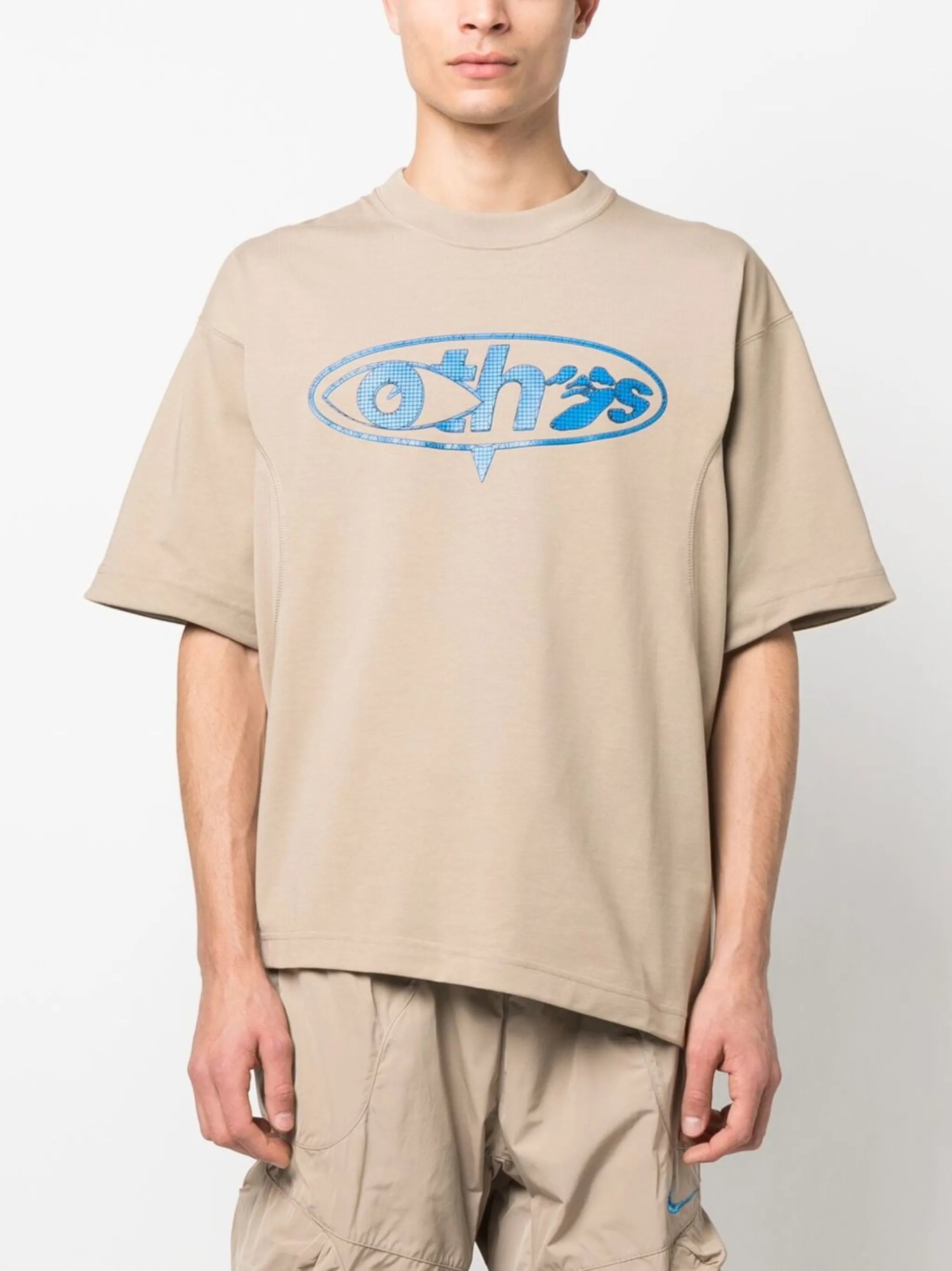 graffiti-print detail T-shirt