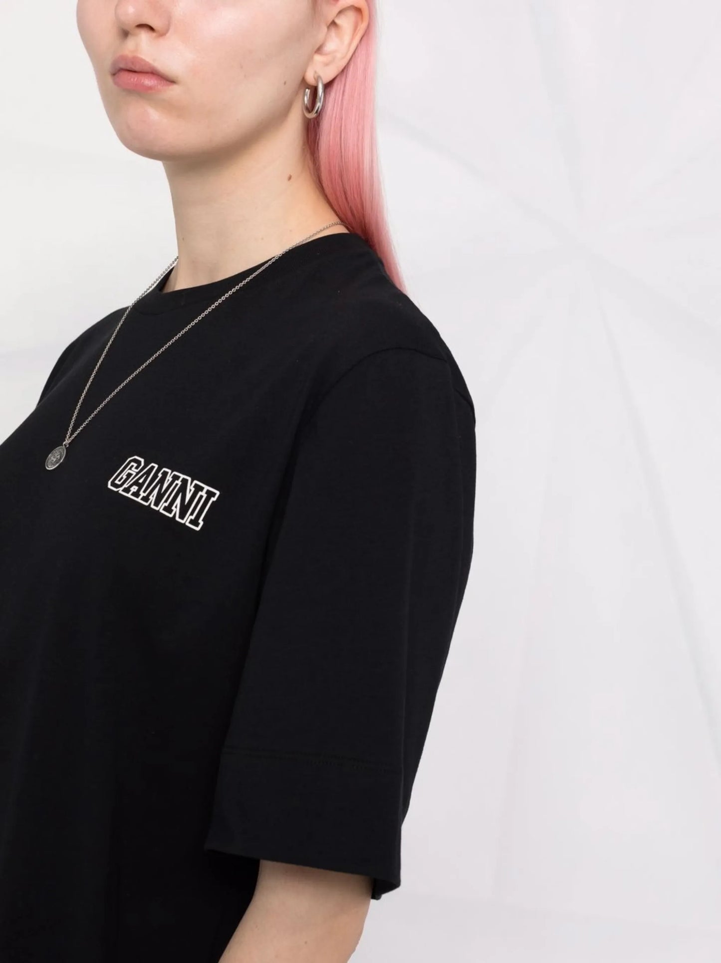embroidered-logo short-sleeve T-shirt