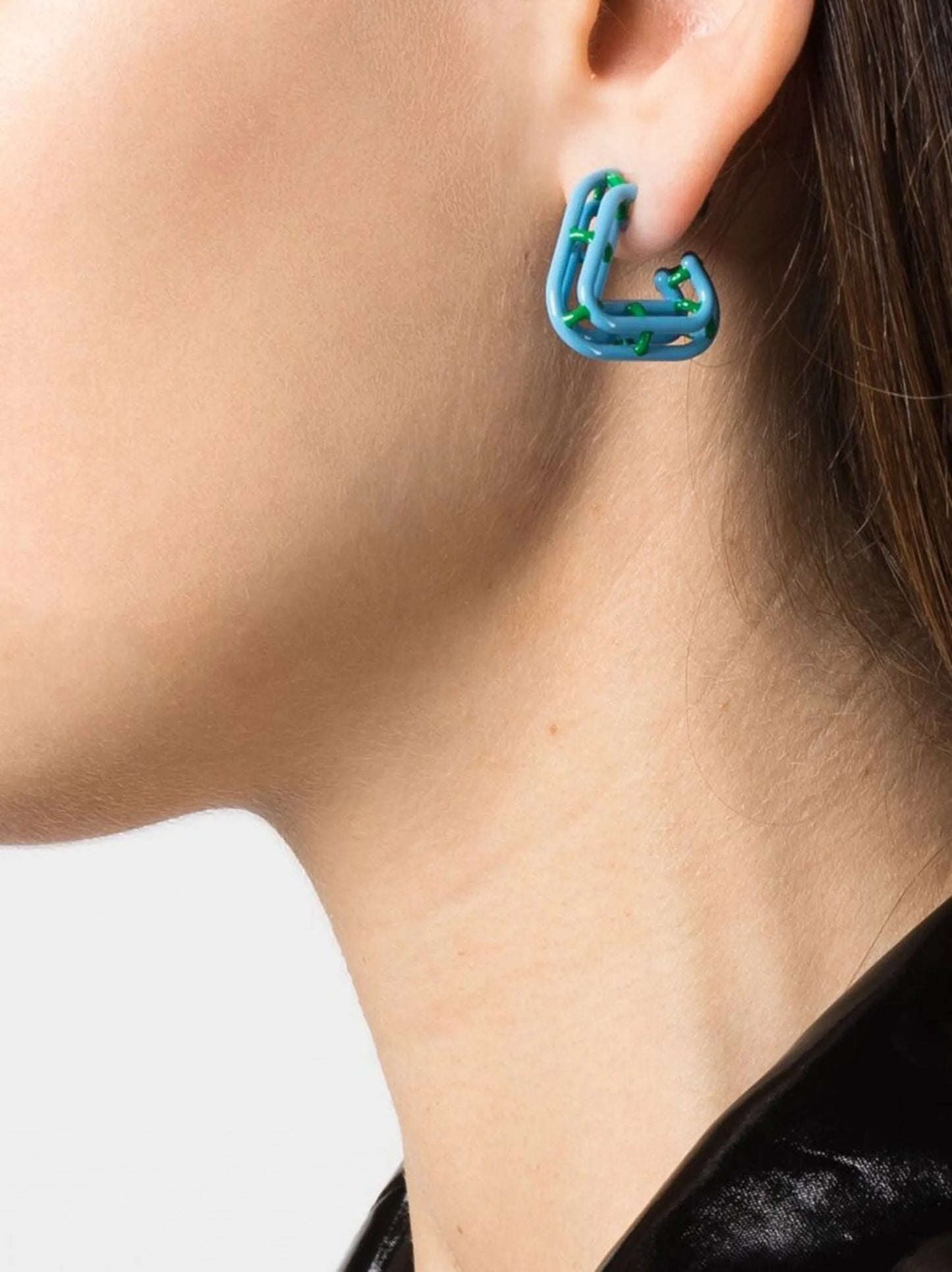 Triangle hoop earrings