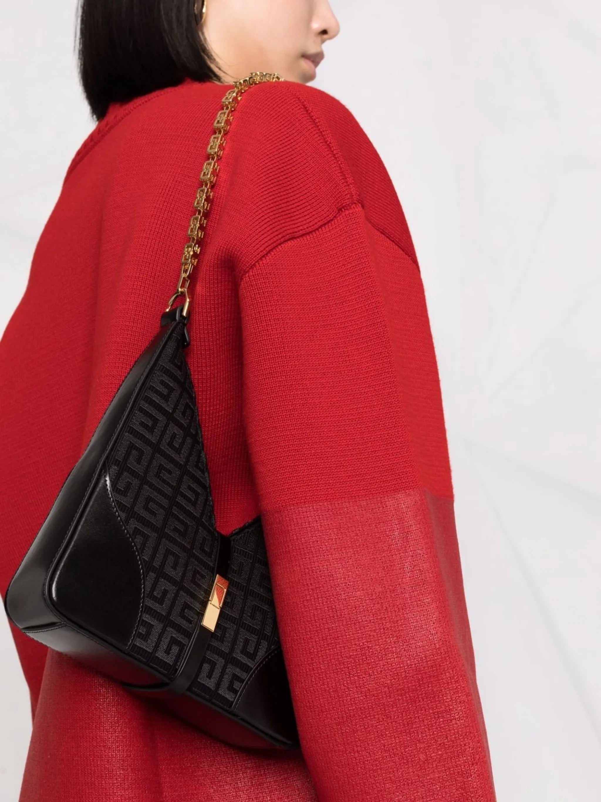 4G-motif shoulder bag