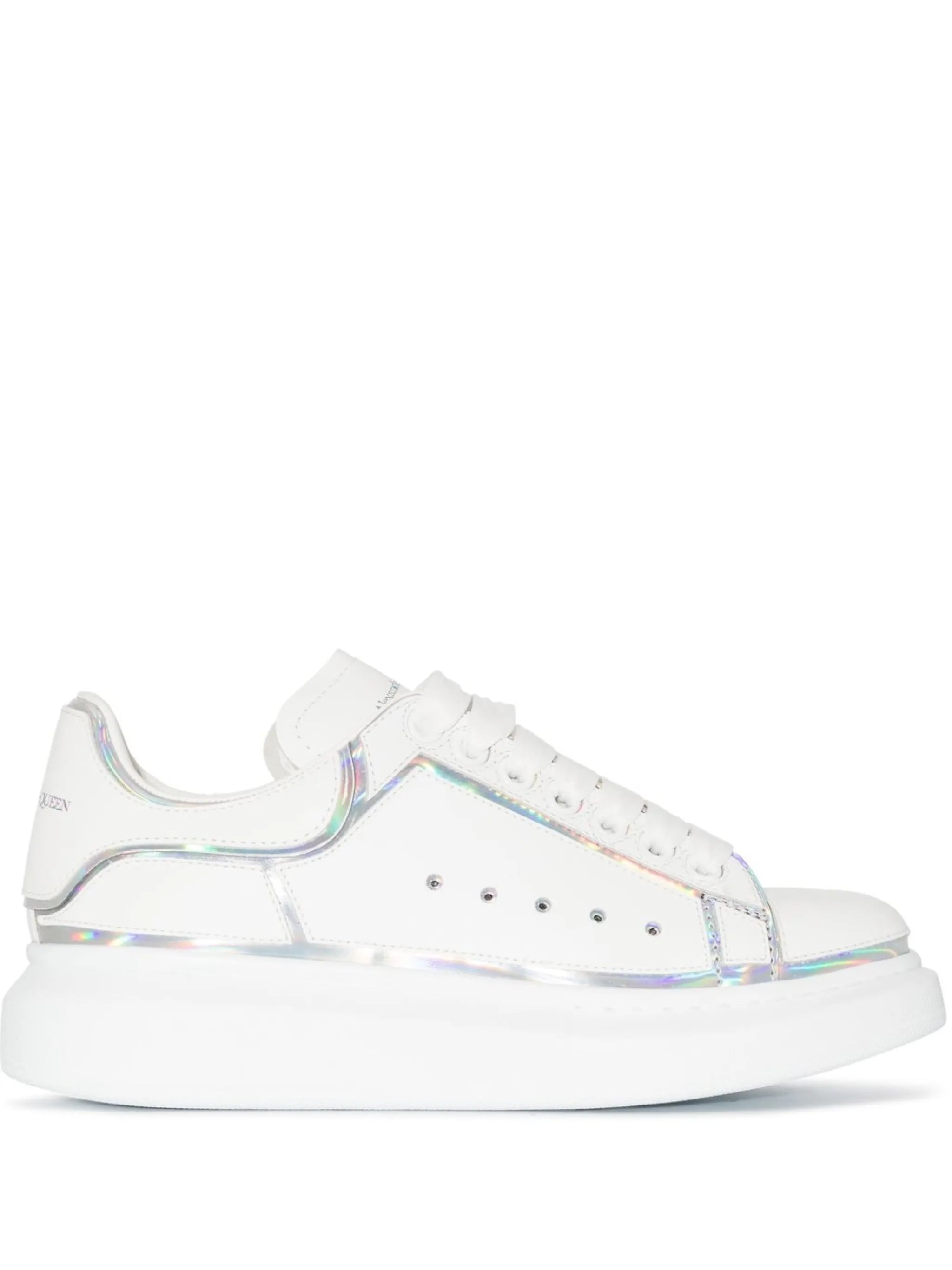Oversized low-top sneakers