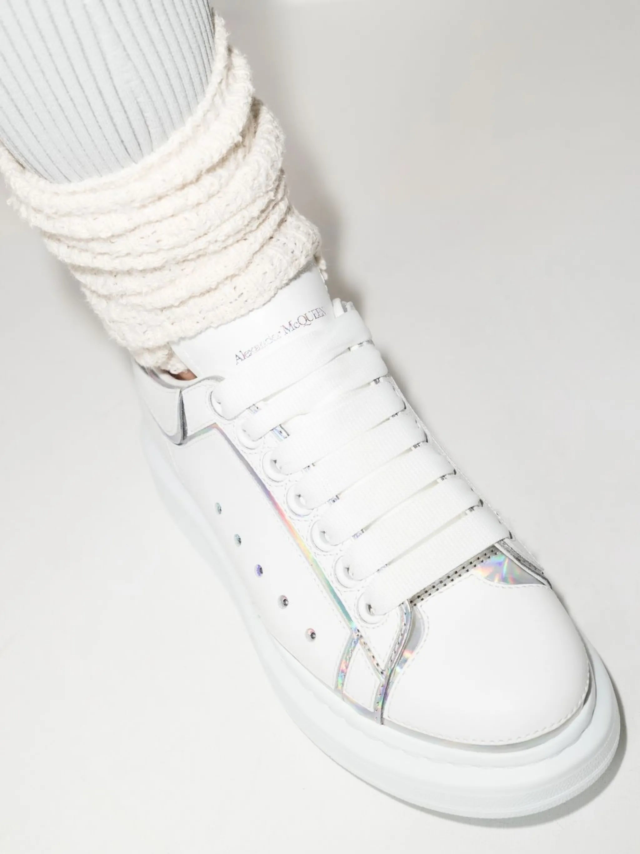 Oversized low-top sneakers