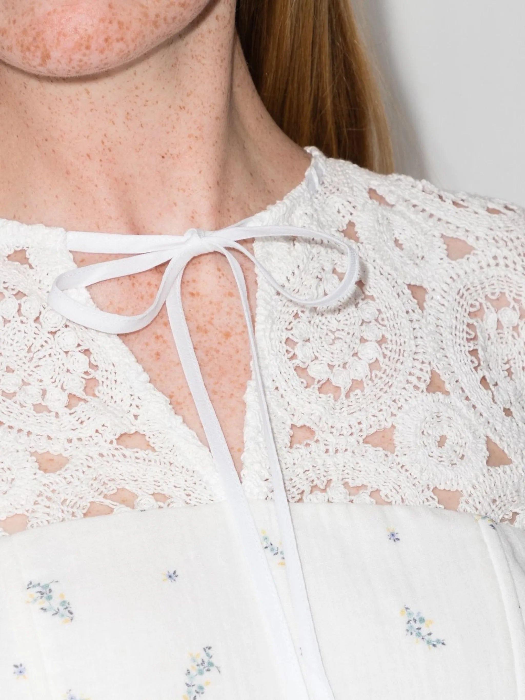 floral-print lace-trim dress