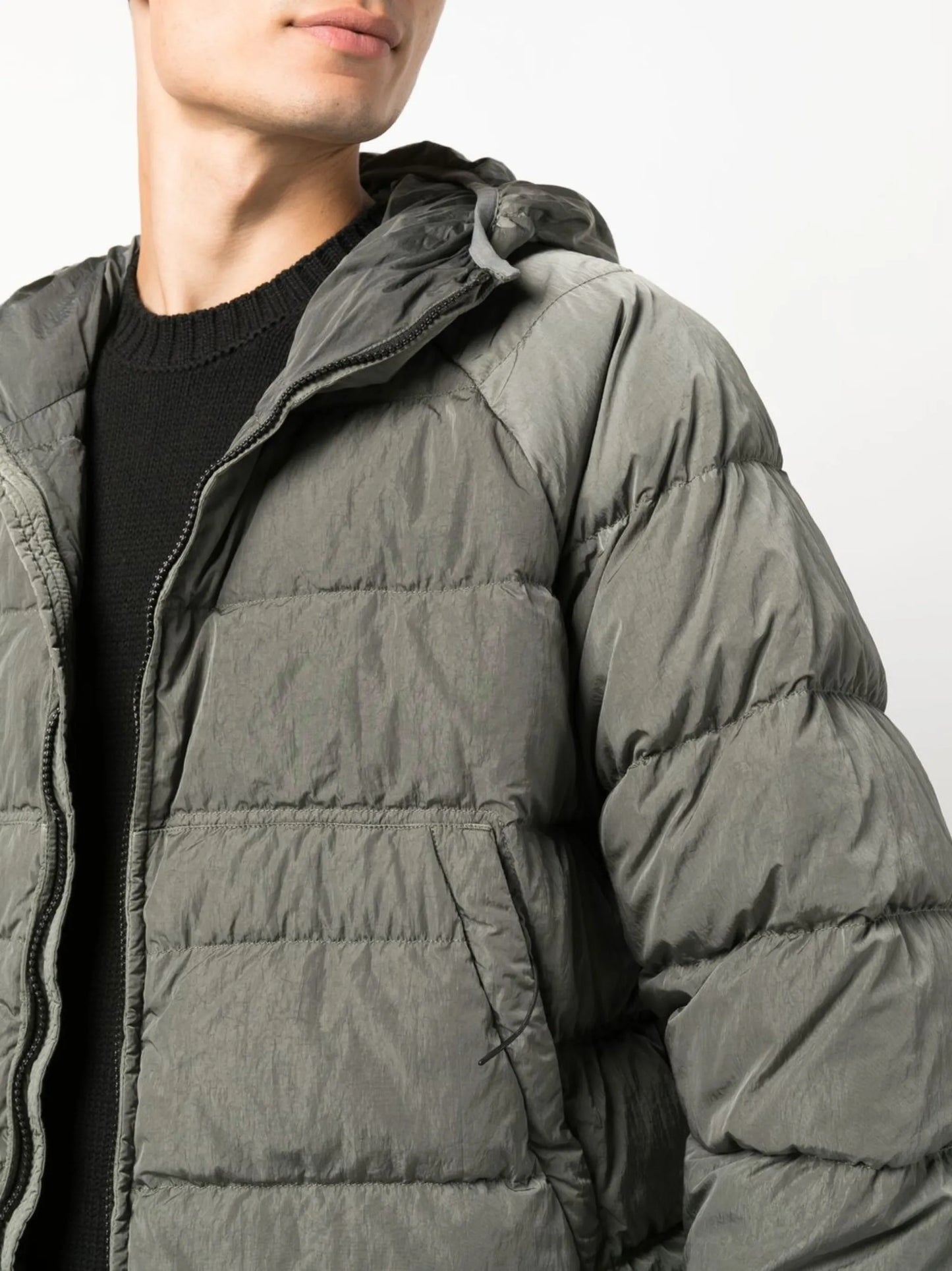 Eco-Chrome R hooded down jacket