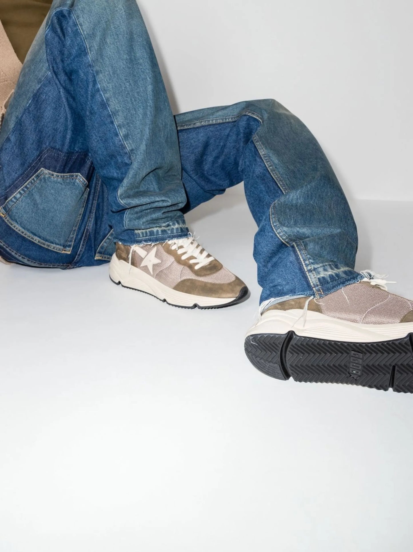 star-patch lace-up sneakers