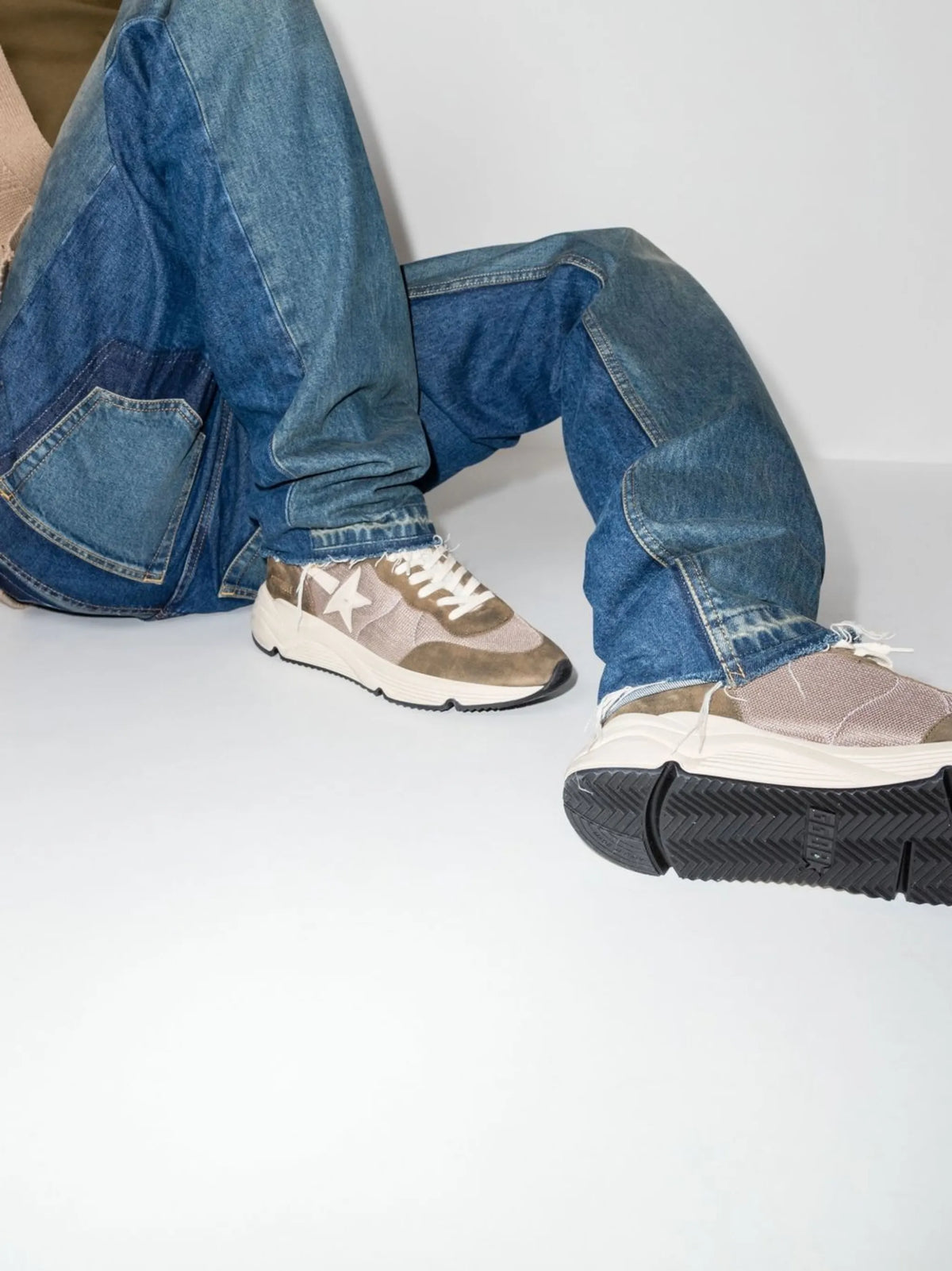 star-patch lace-up sneakers