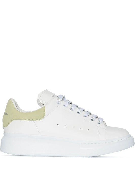 Oversized low-top sneakers