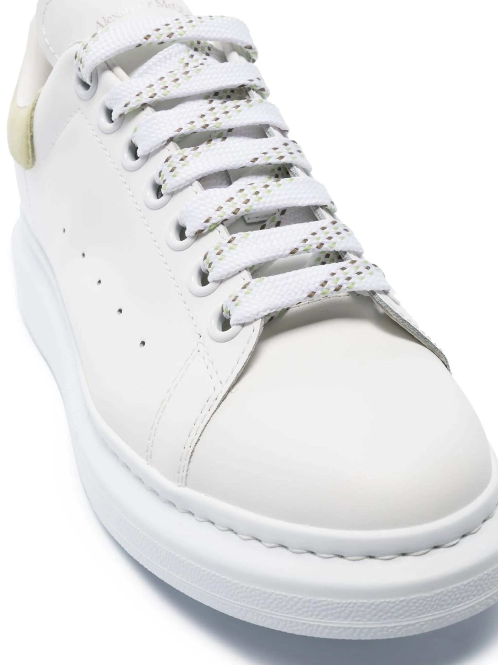 Oversized low-top sneakers