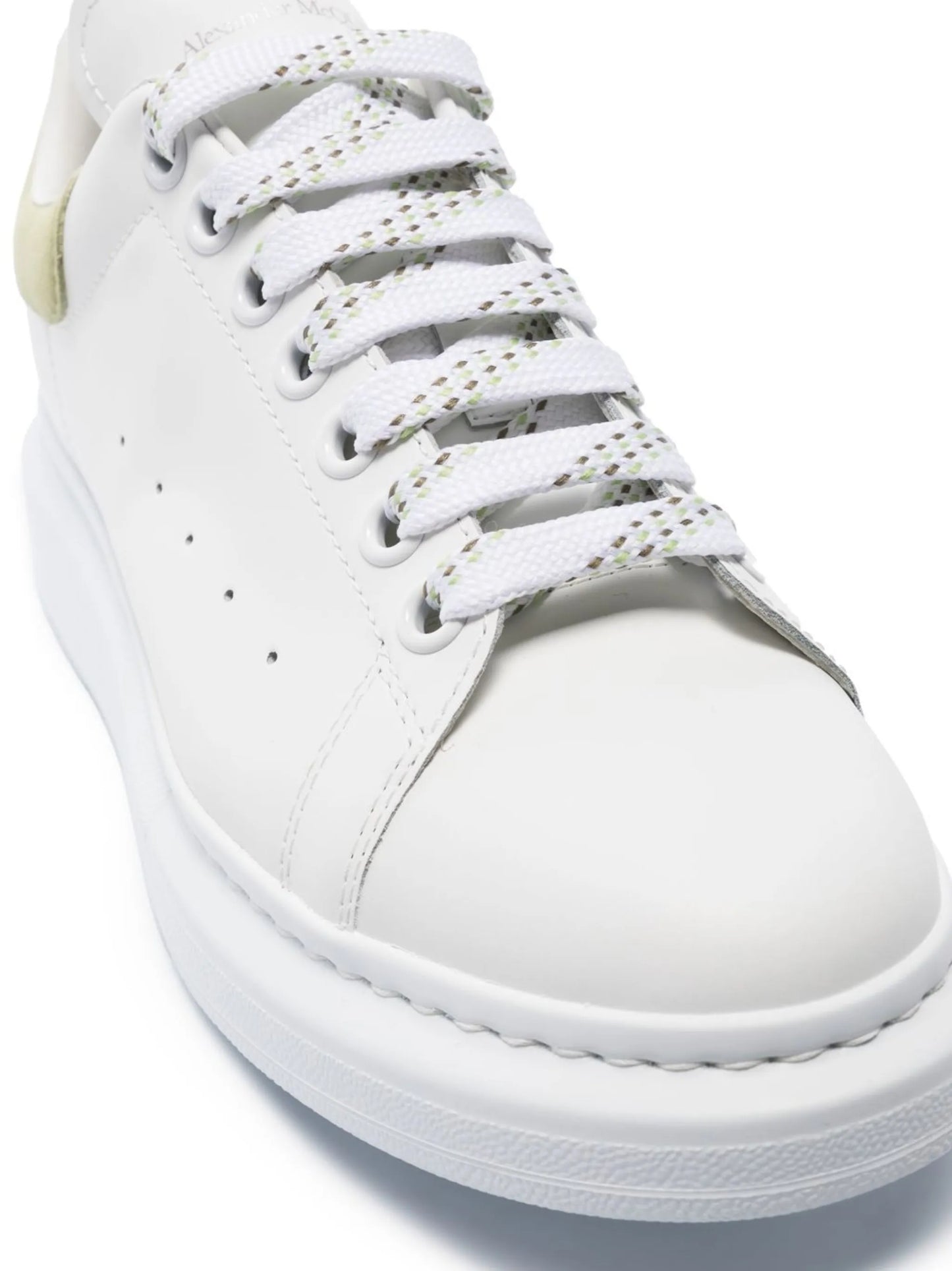 Oversized low-top sneakers