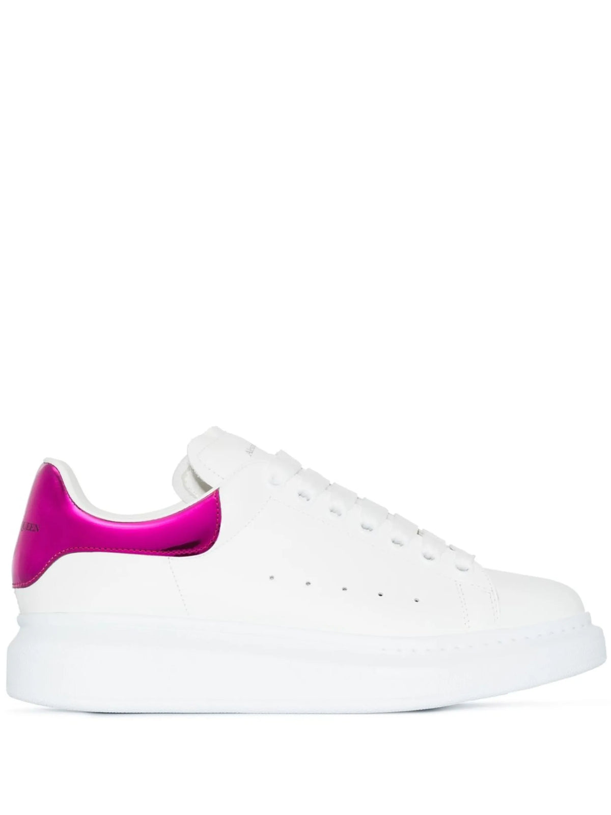Oversized low-top sneakers
