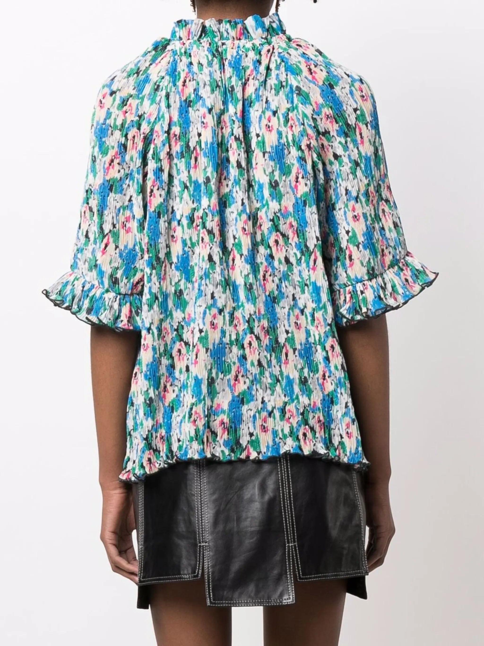 floral-print ruffle blouse