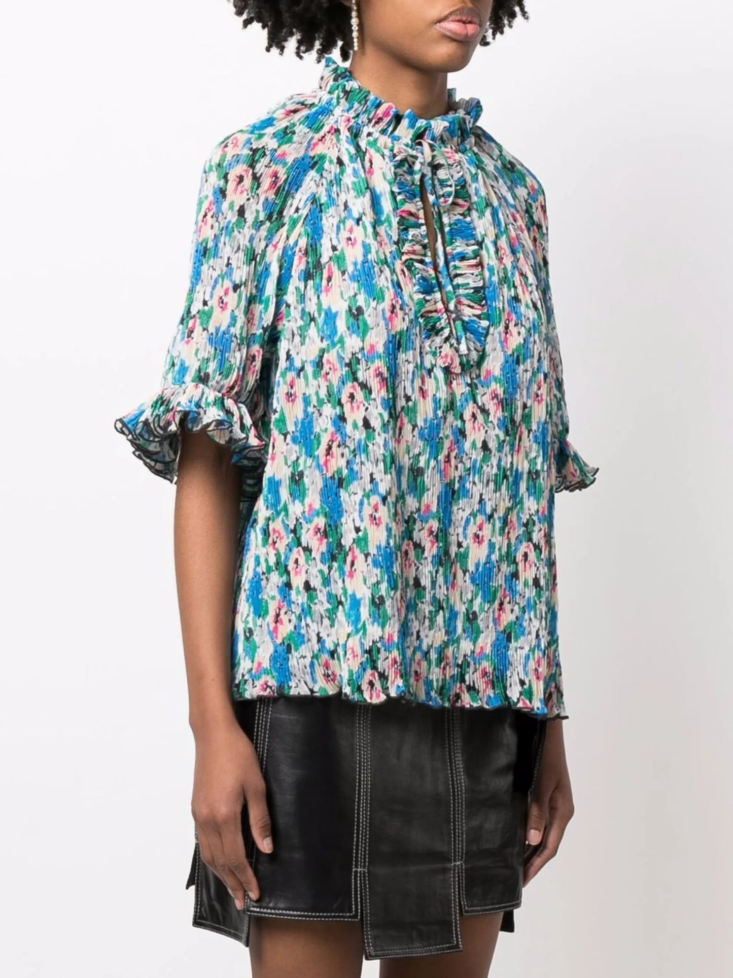 floral-print ruffle blouse