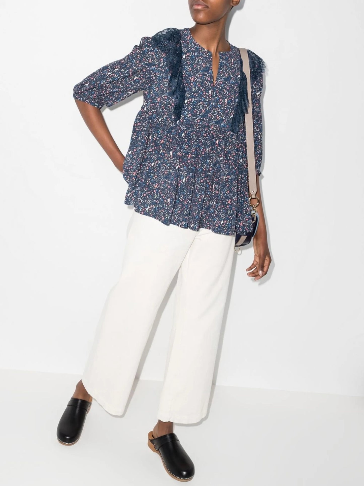 lace-detail printed blouse