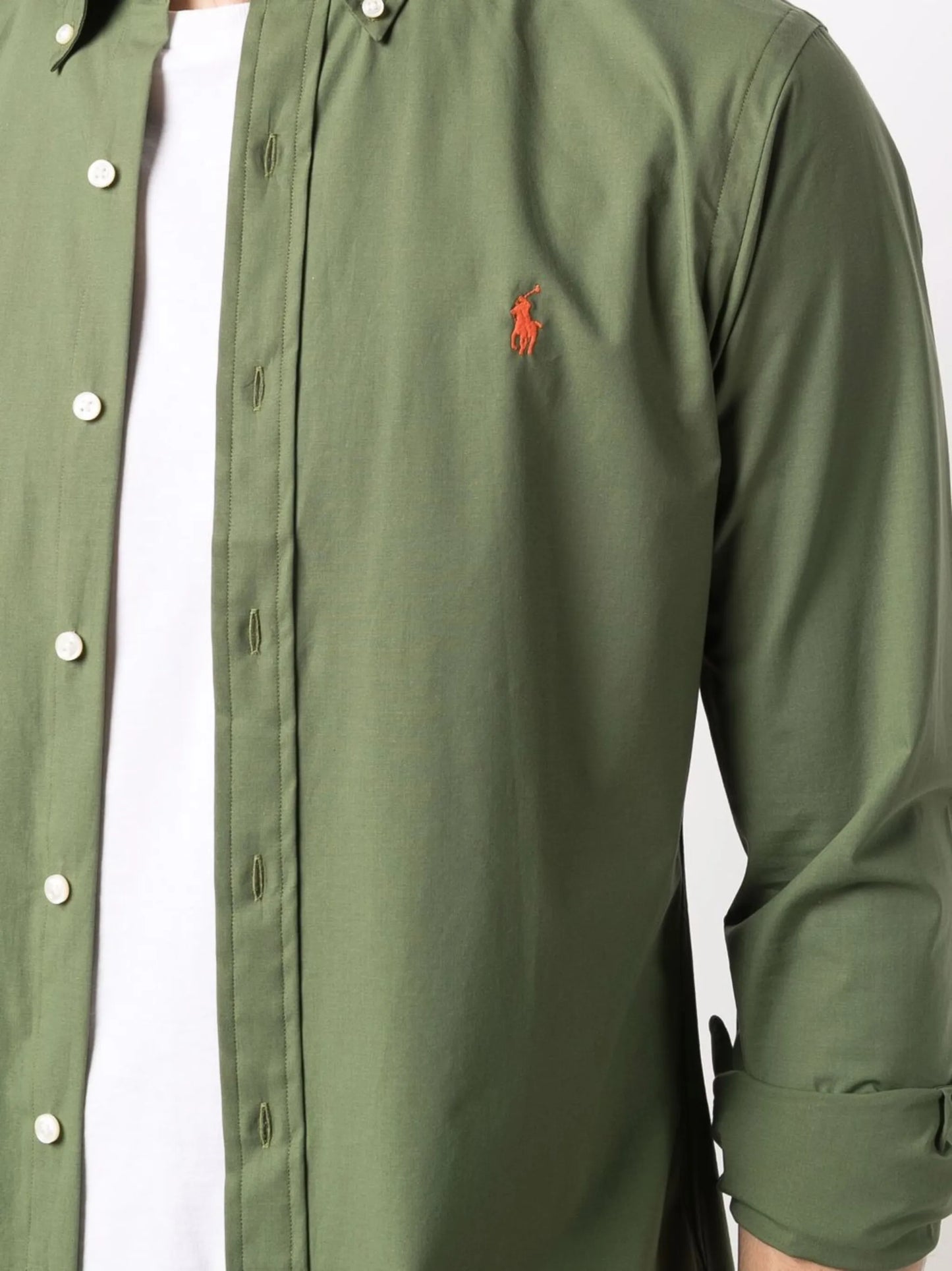 long-sleeve buttoned collar shirt