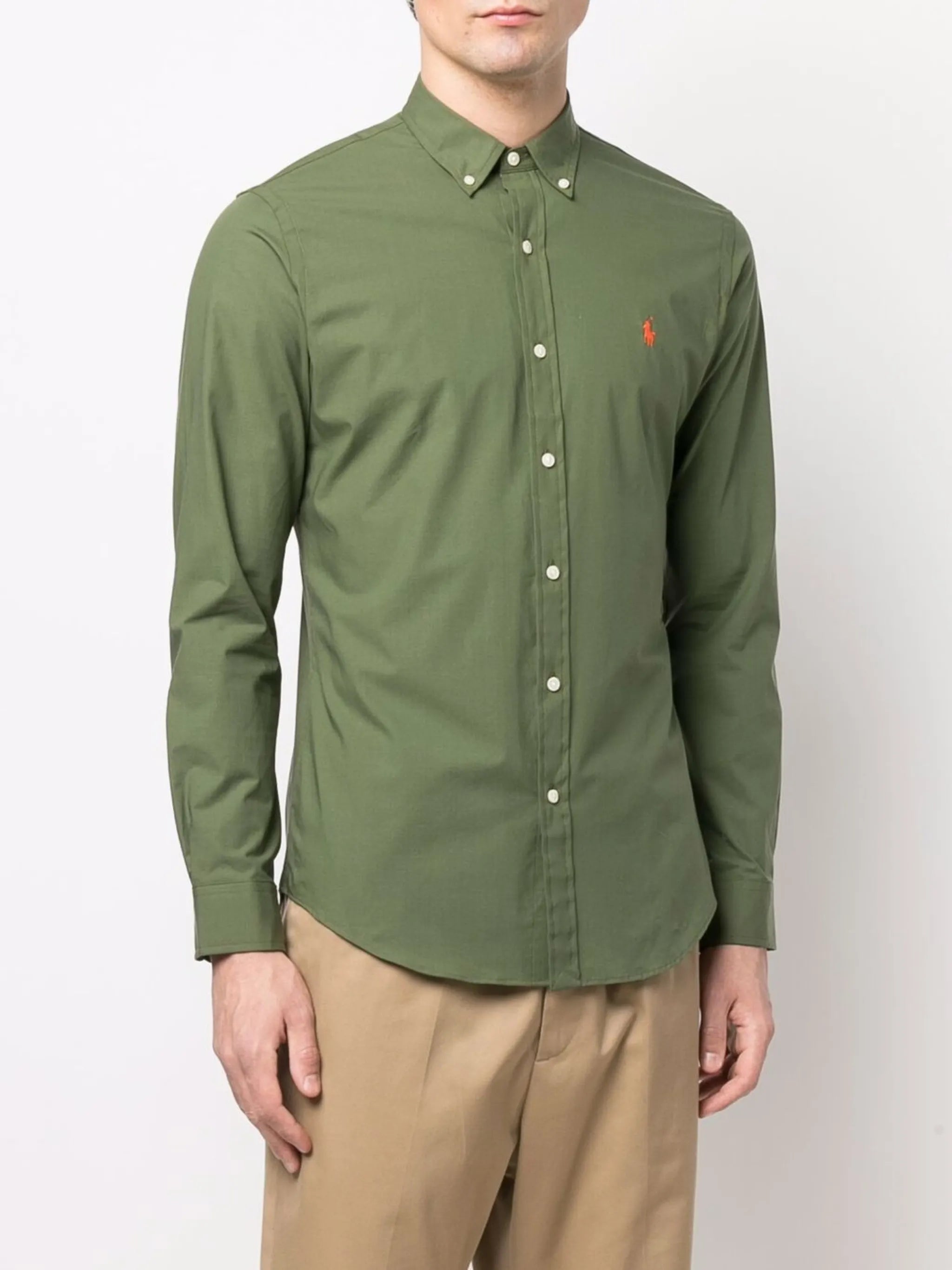 long-sleeve buttoned collar shirt