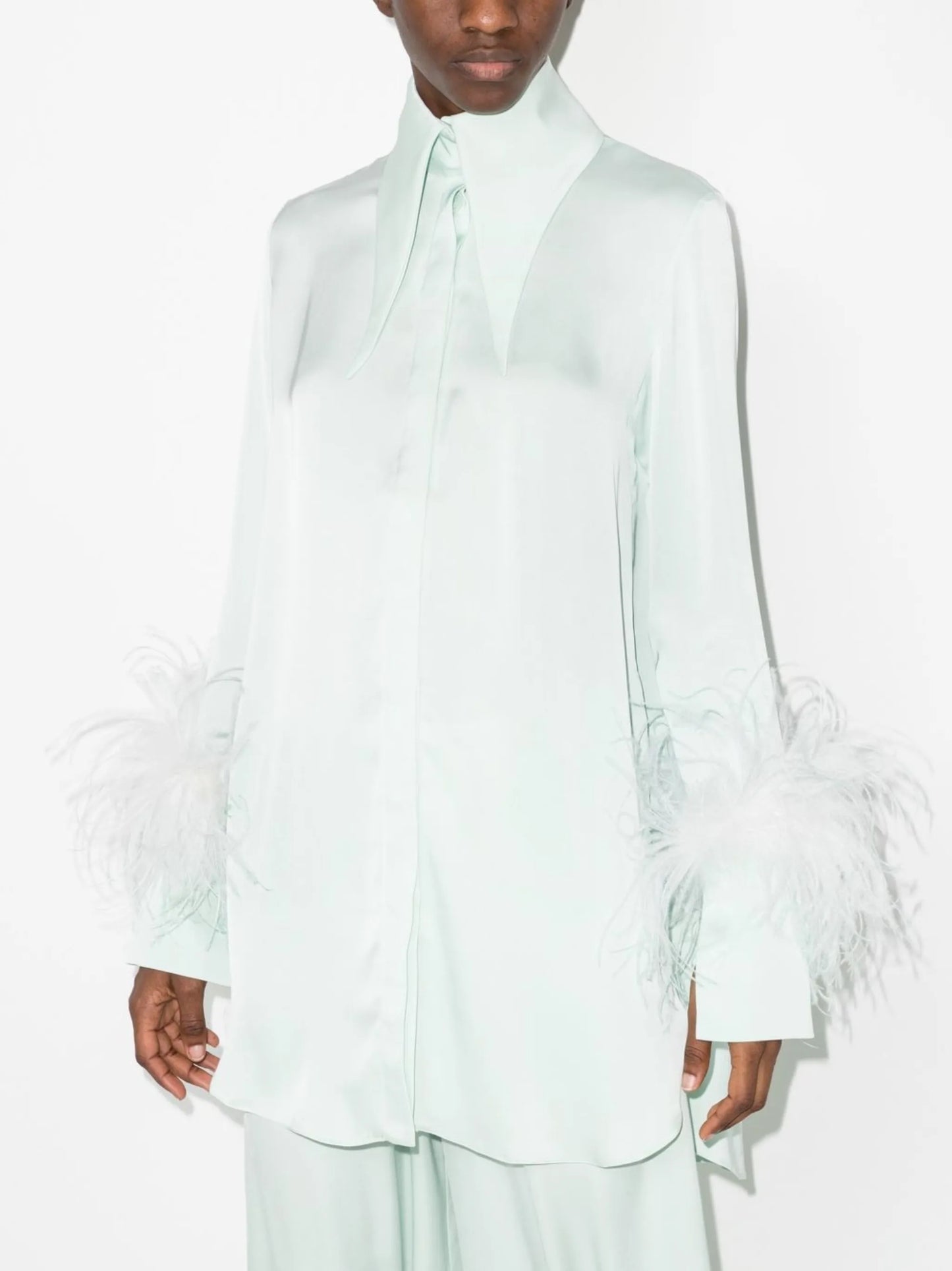 oversize-collar feather-trim shirt