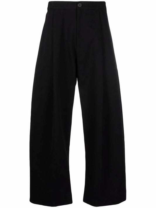 wide-leg high-waisted trousers