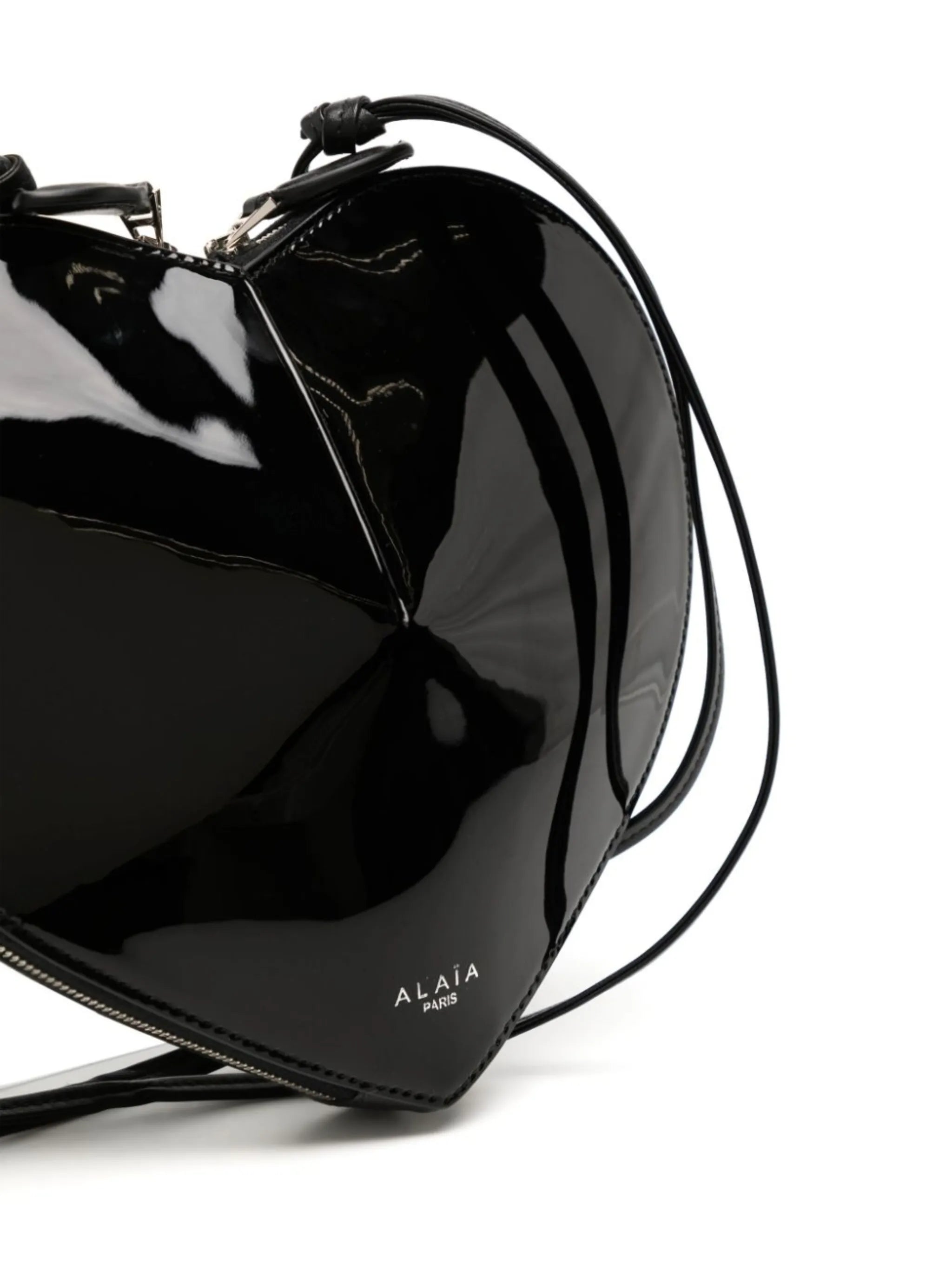 Le Cœur bag in calfskin
