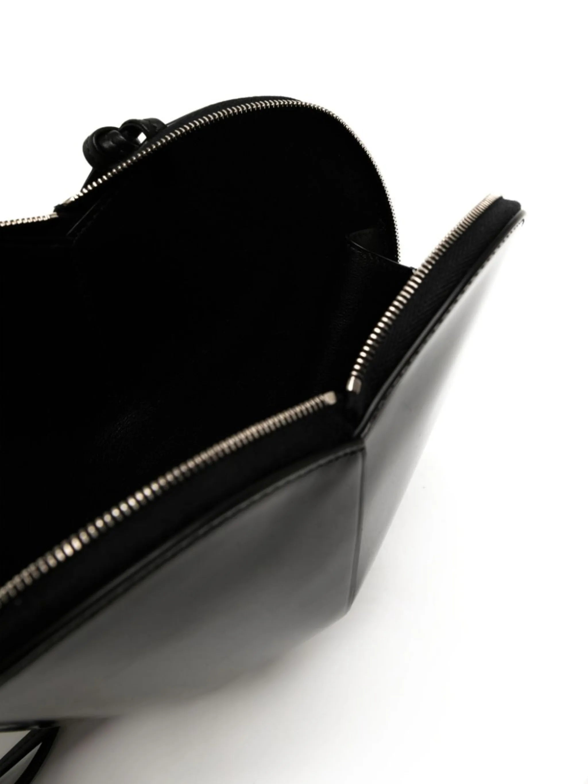 Le Cœur bag in calfskin