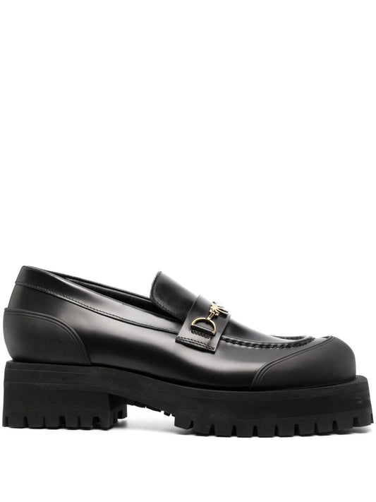 chain logo plaque loafers