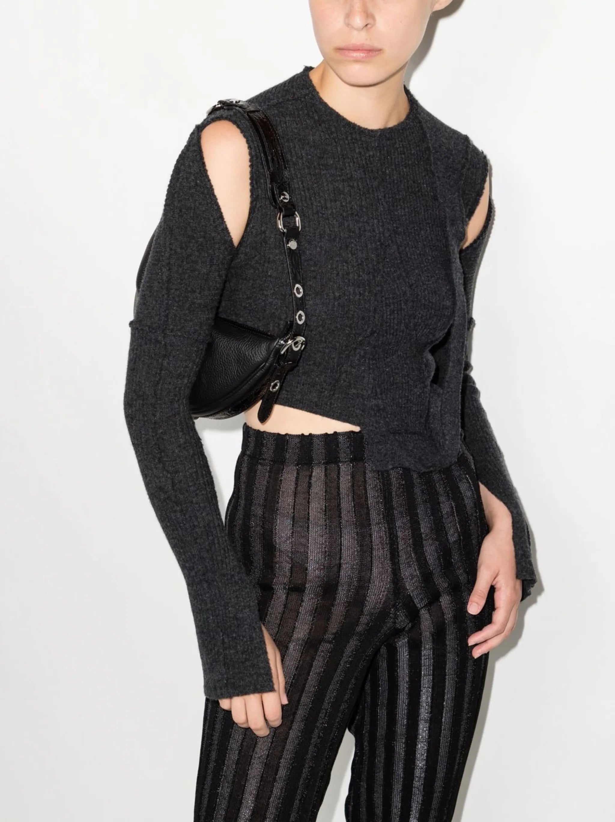 Ribbon asymmetric cropped knitted top