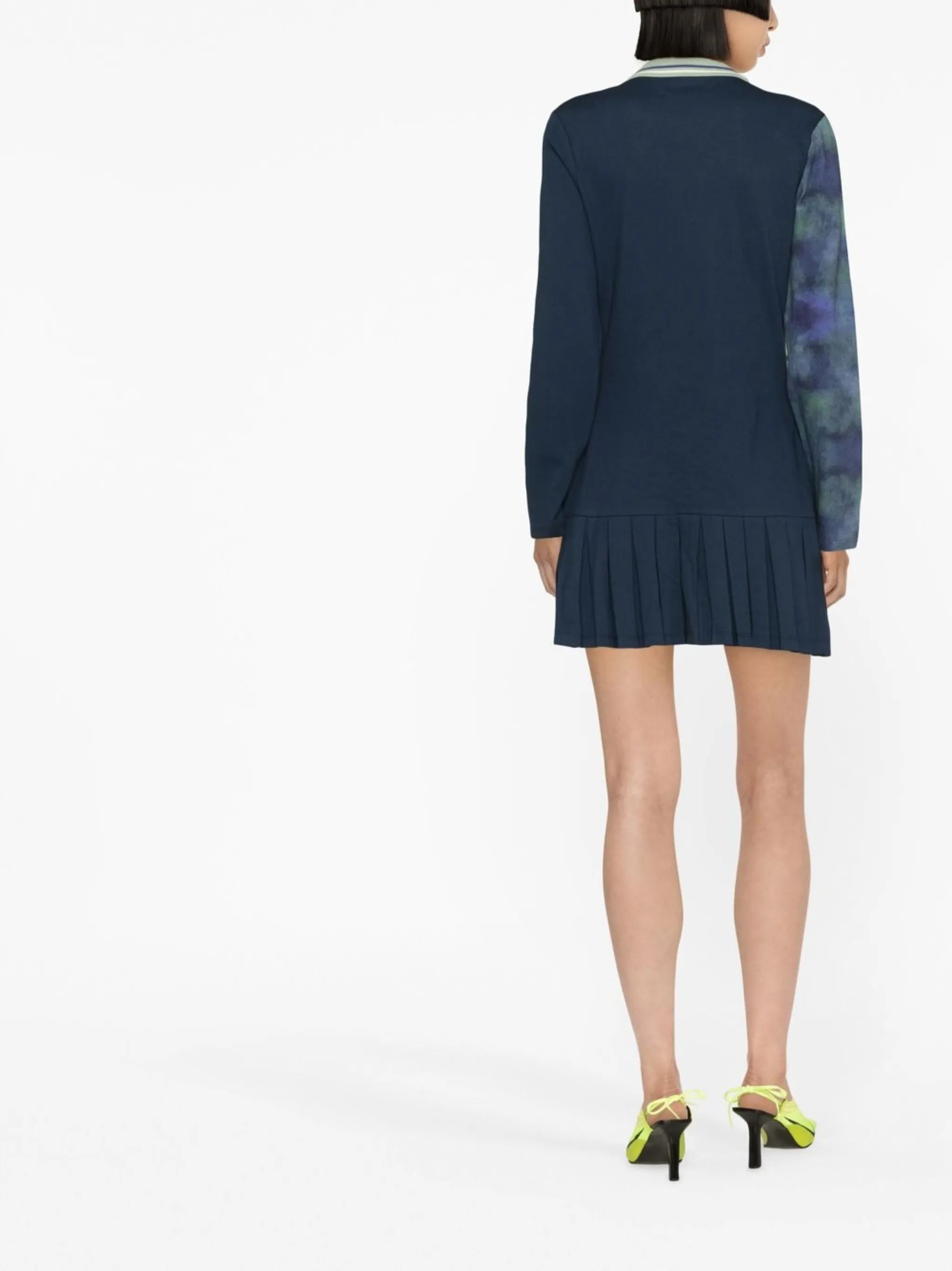 Shakti-print pleated jumper dress