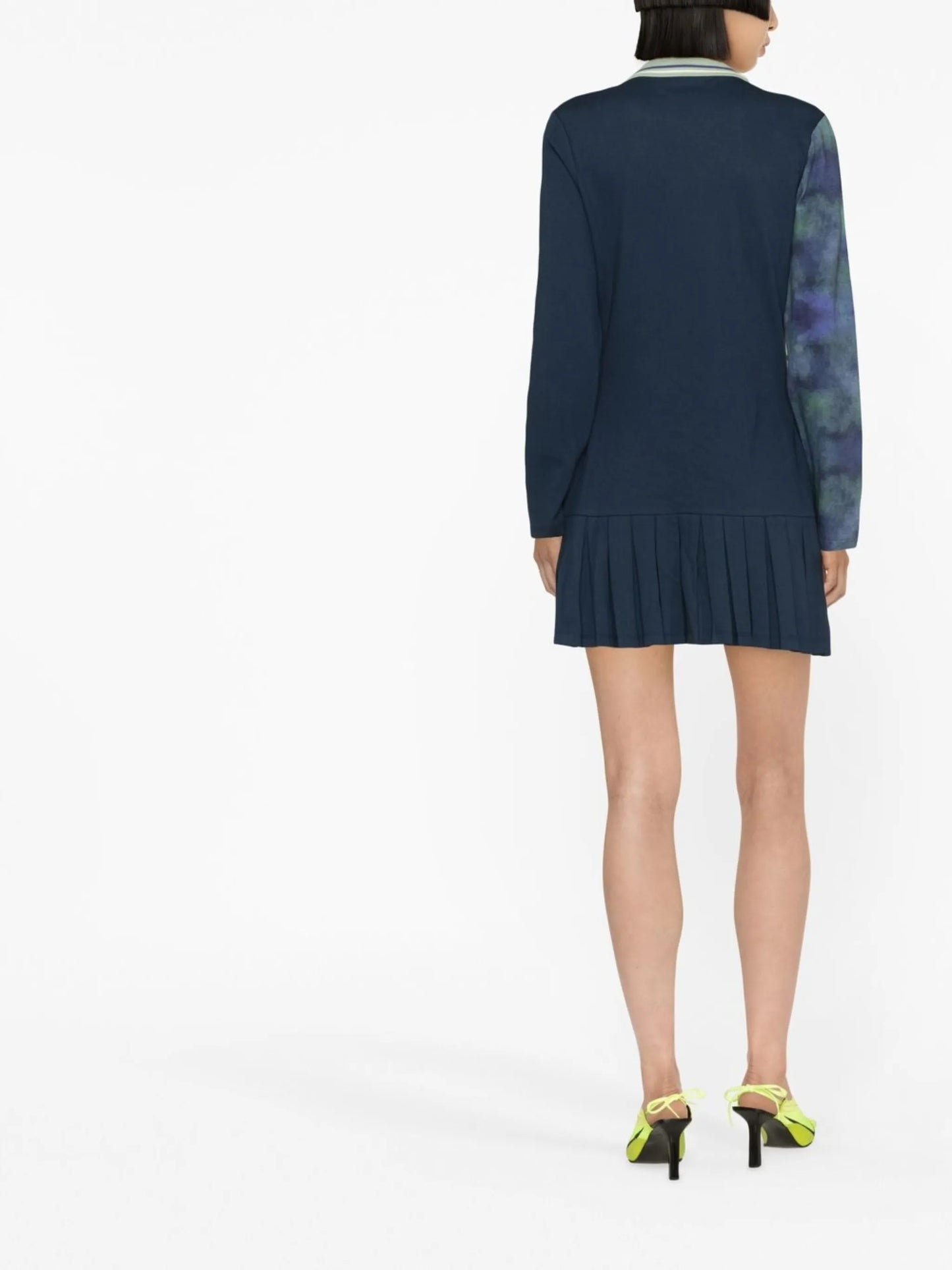 Shakti-print pleated jumper dress