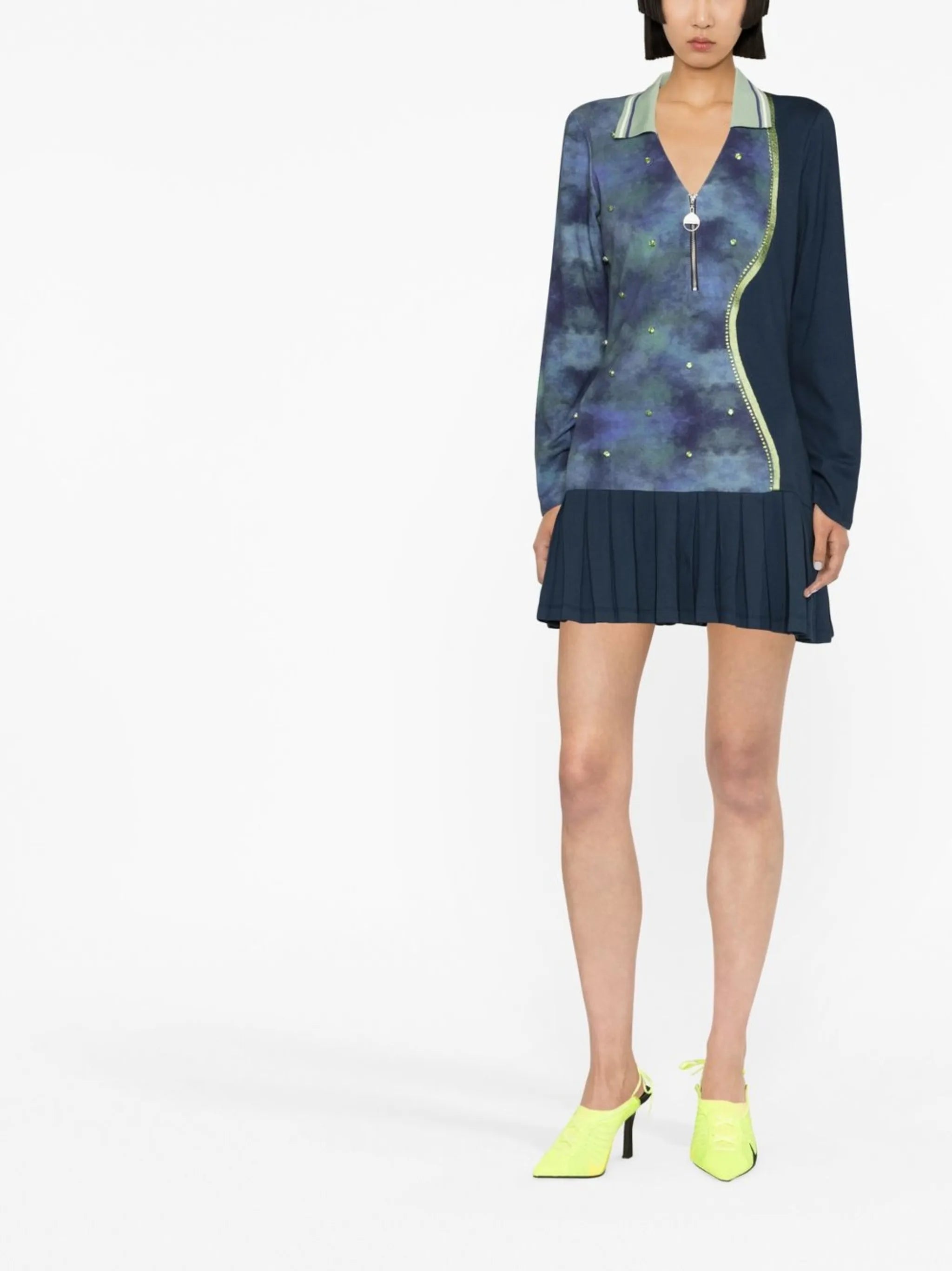 Shakti-print pleated jumper dress
