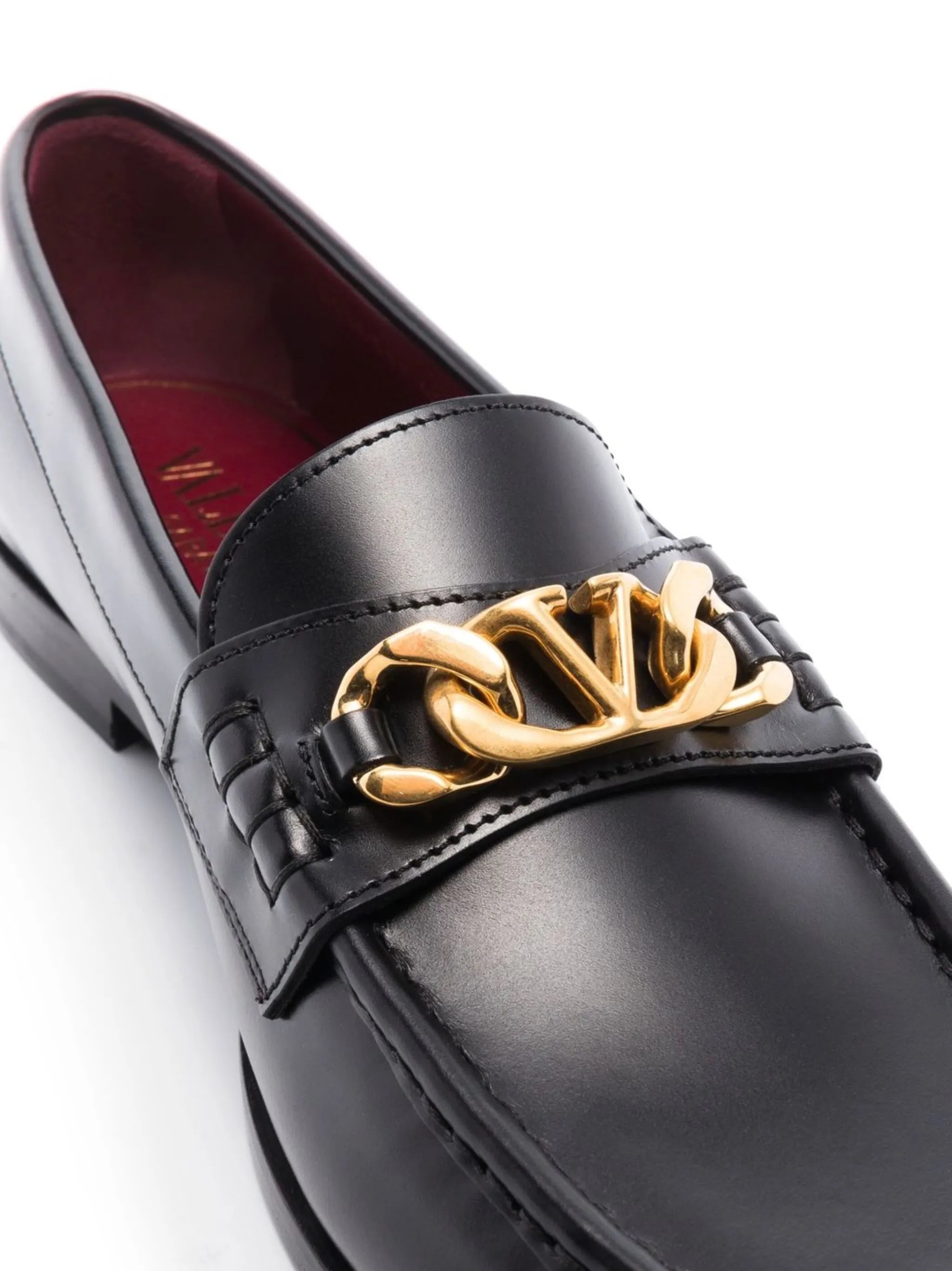 VLogo Chain leather loafers
