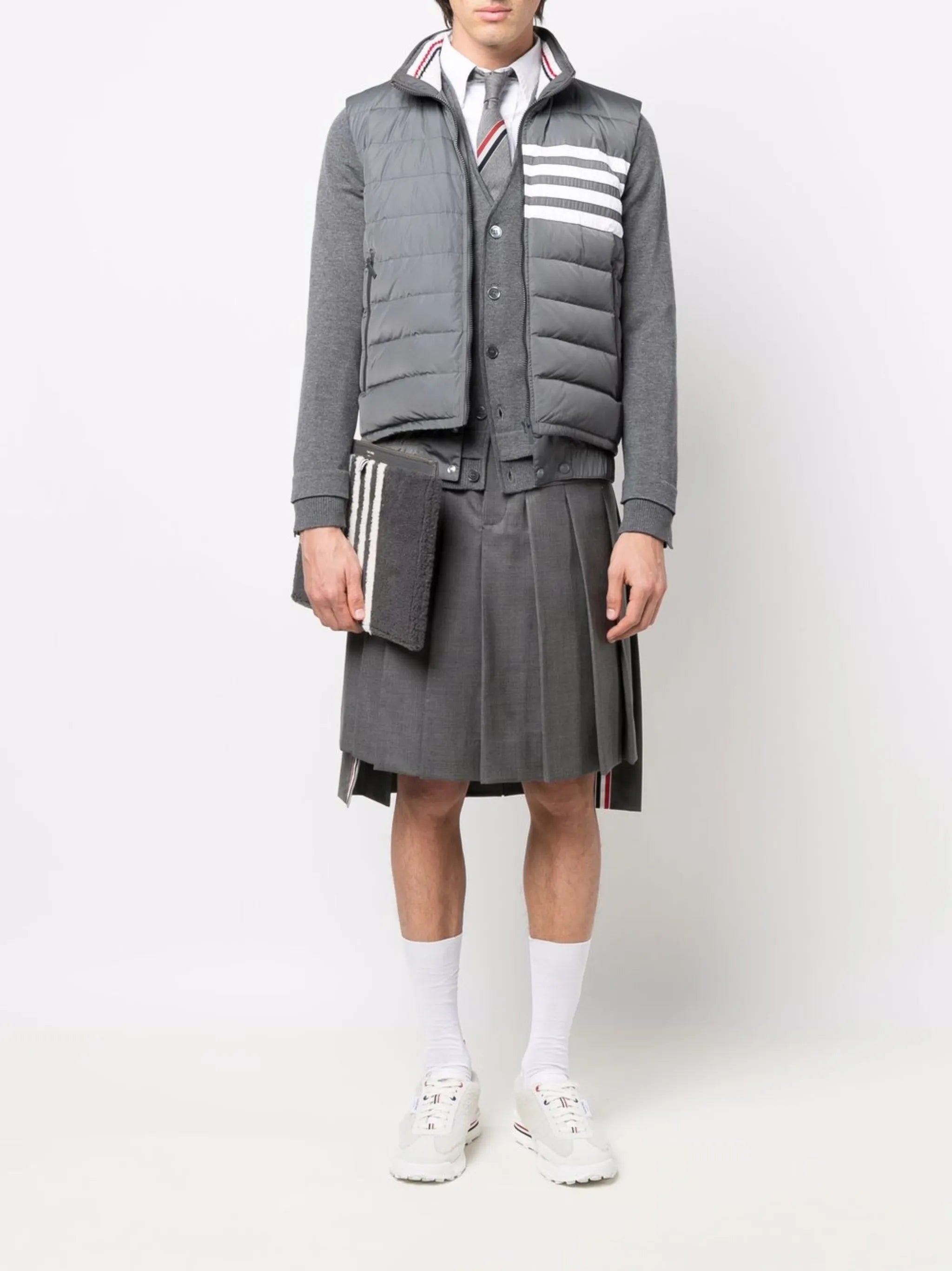 4-Bar motif puffer gilet