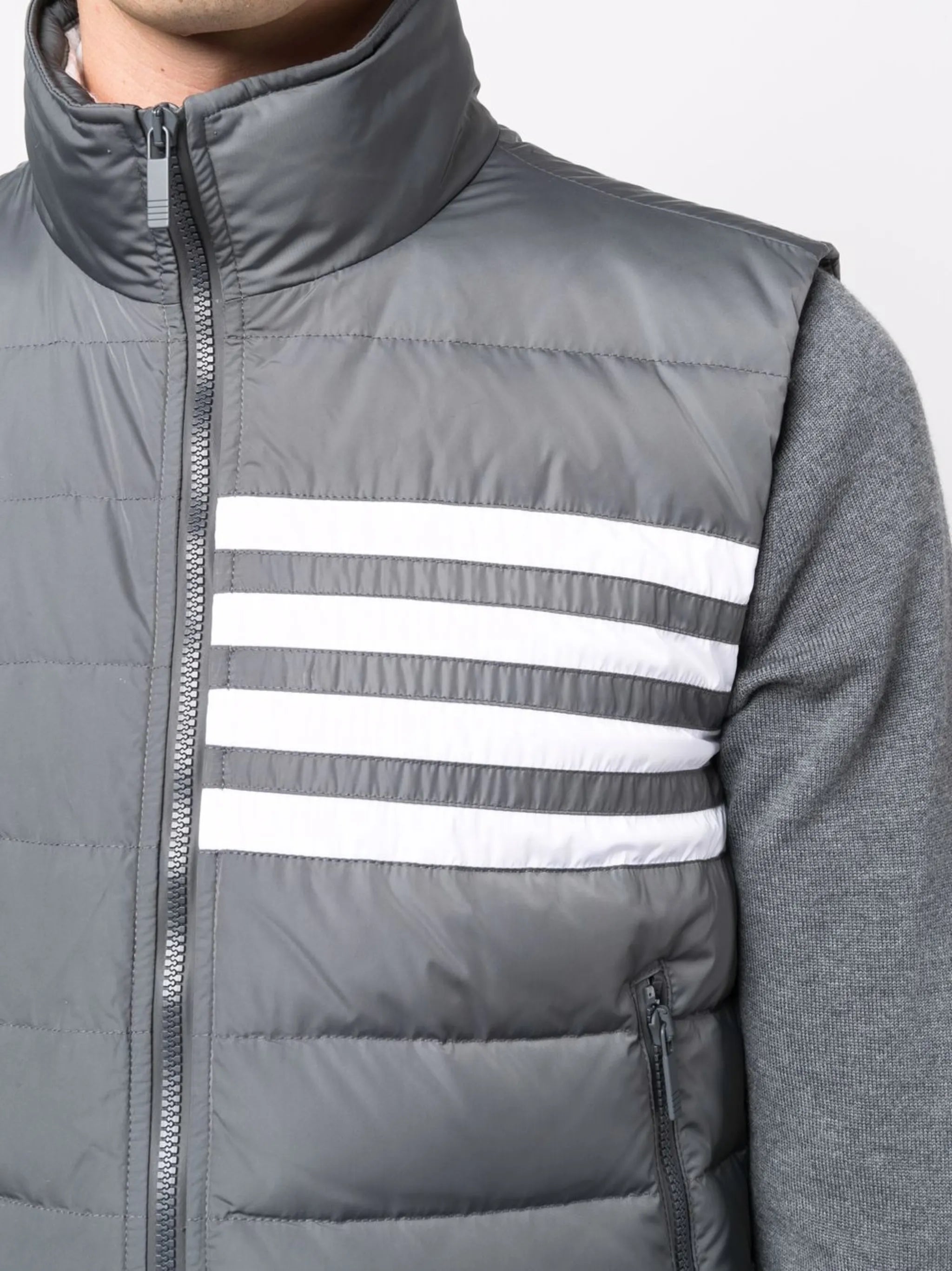 4-Bar motif puffer gilet