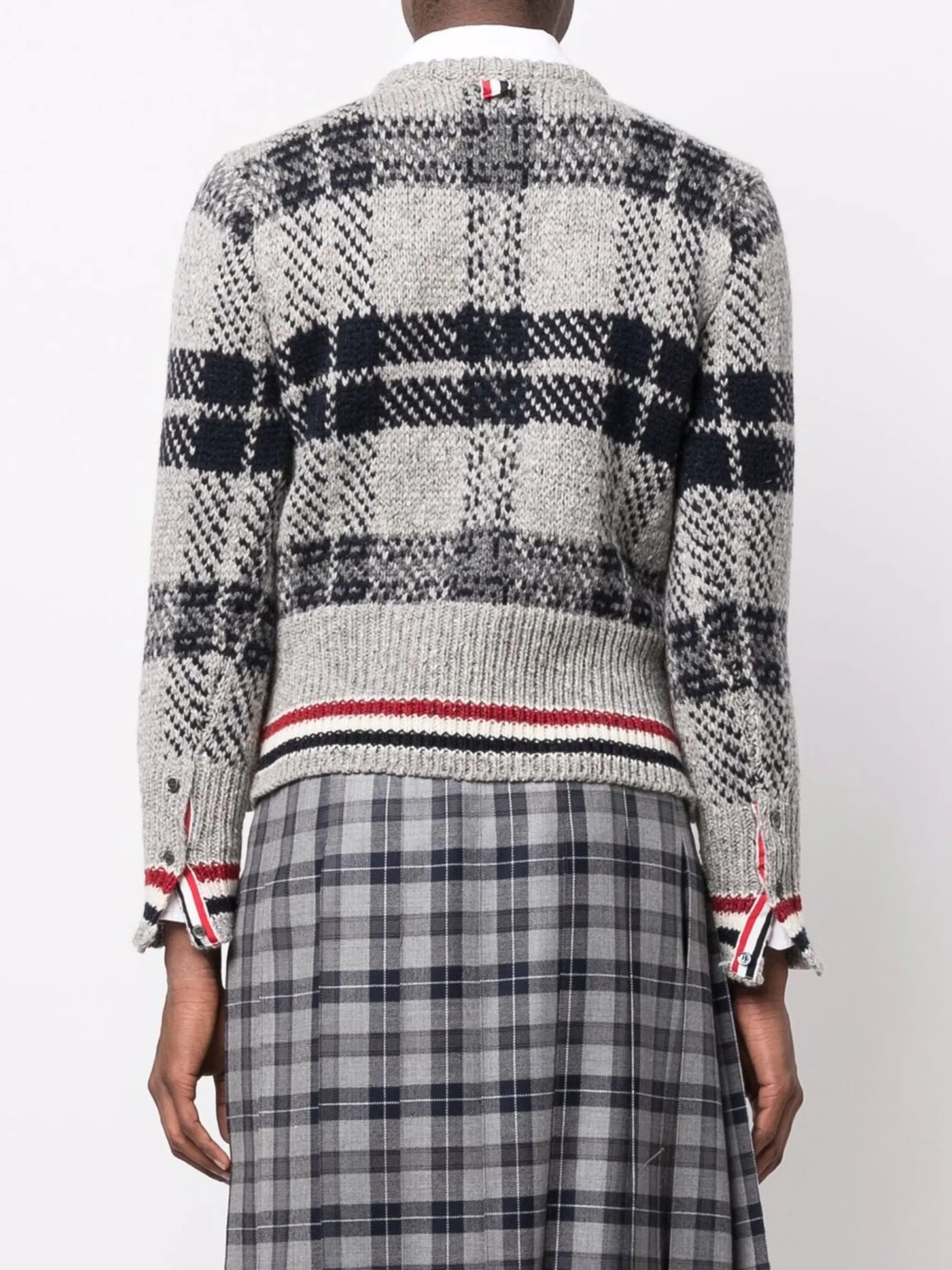 check-pattern jumper