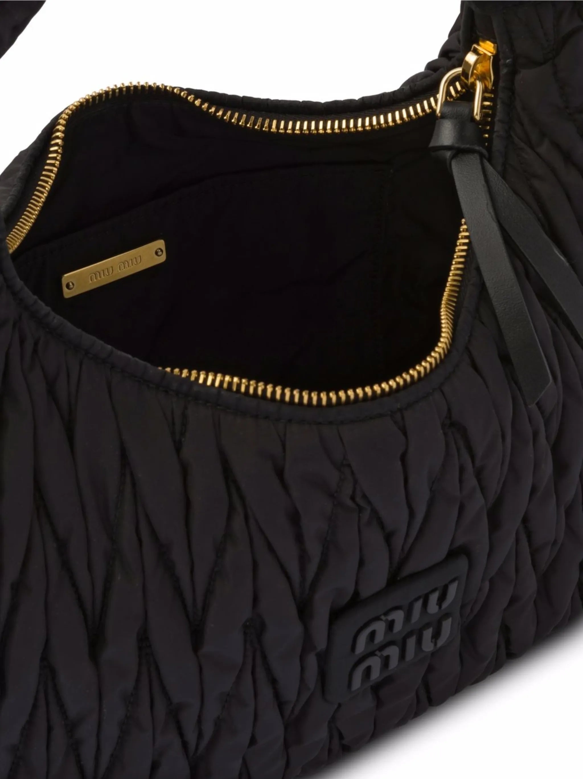 Wander matelassé shoulder bag