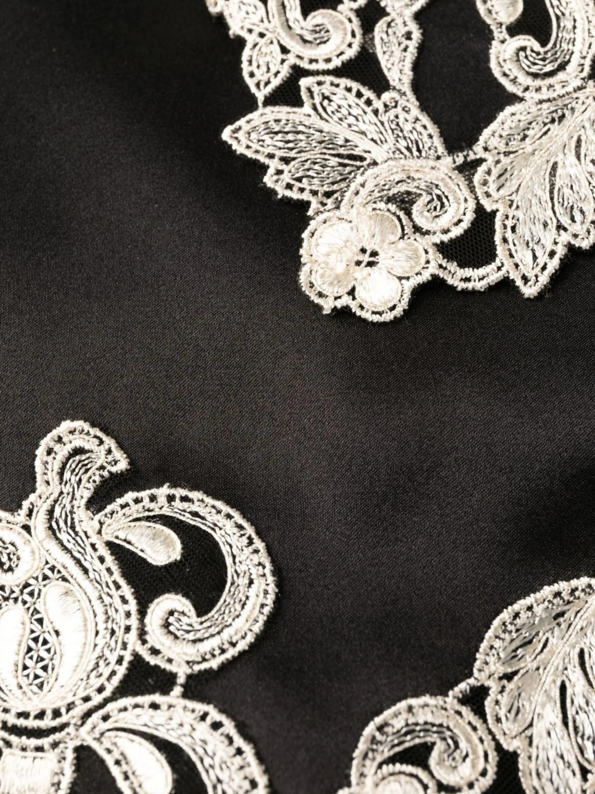 lace-detail night shorts