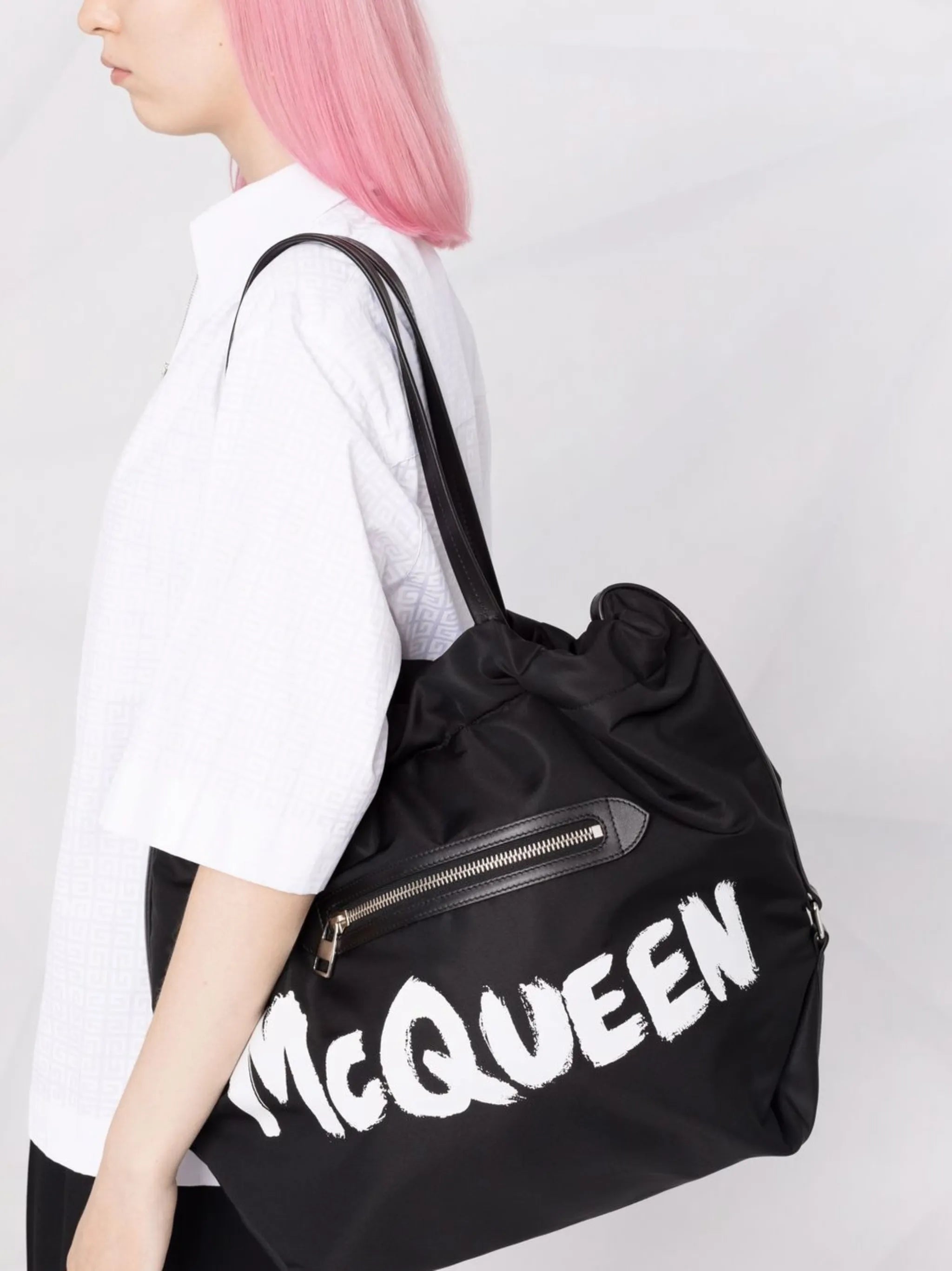 The Bundle logo tote bag