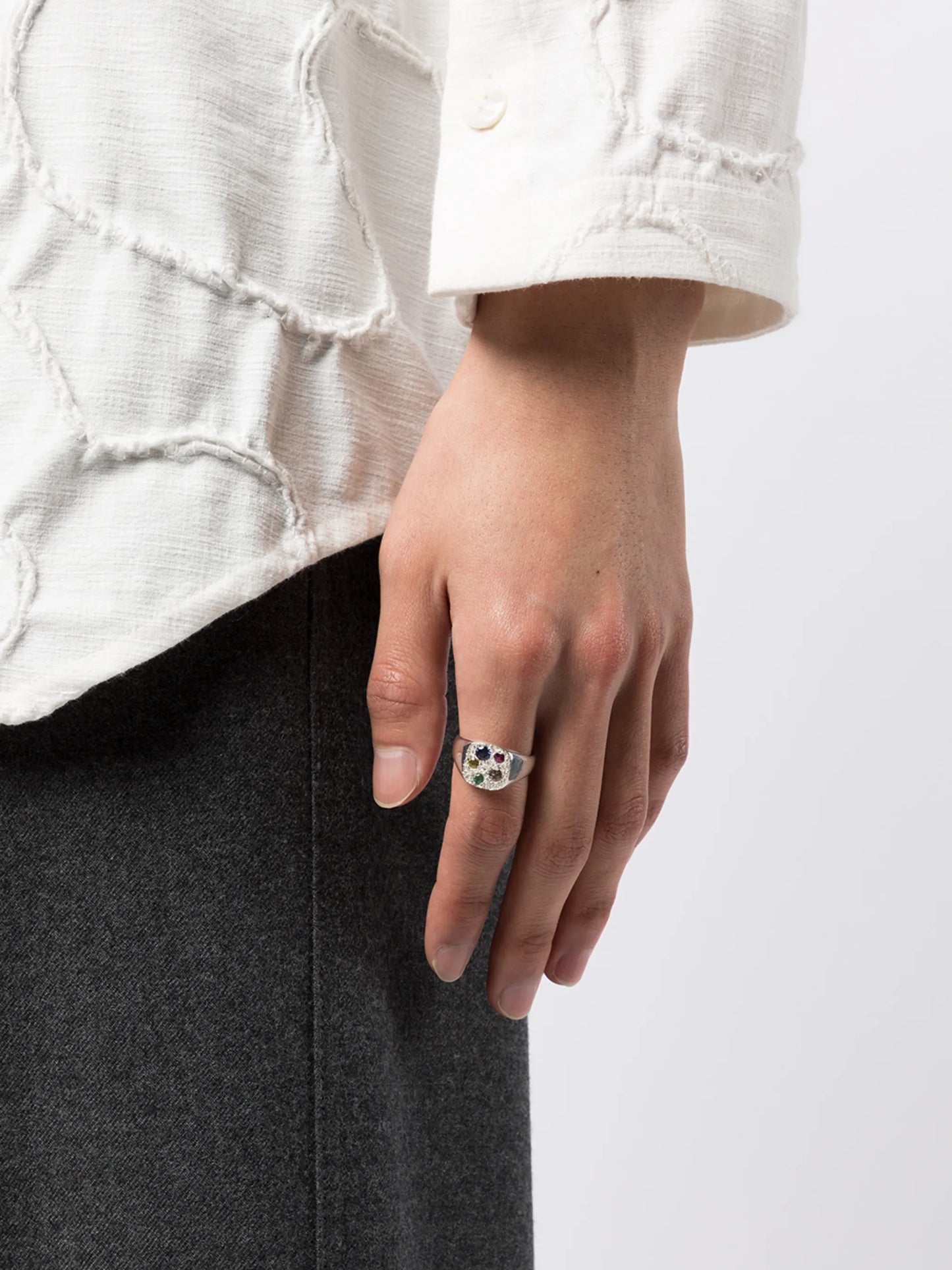 Hanging Basket signet ring