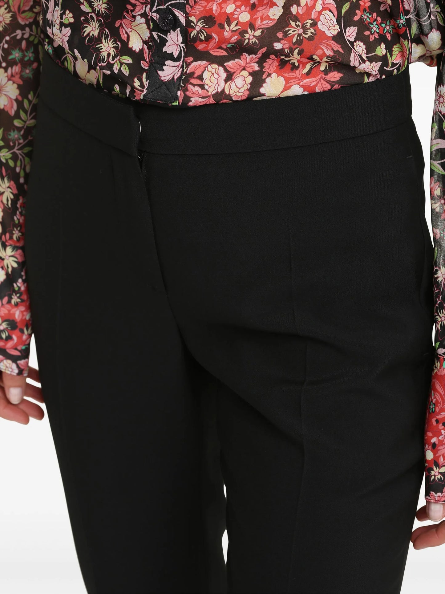 low-rise cropped trousers
