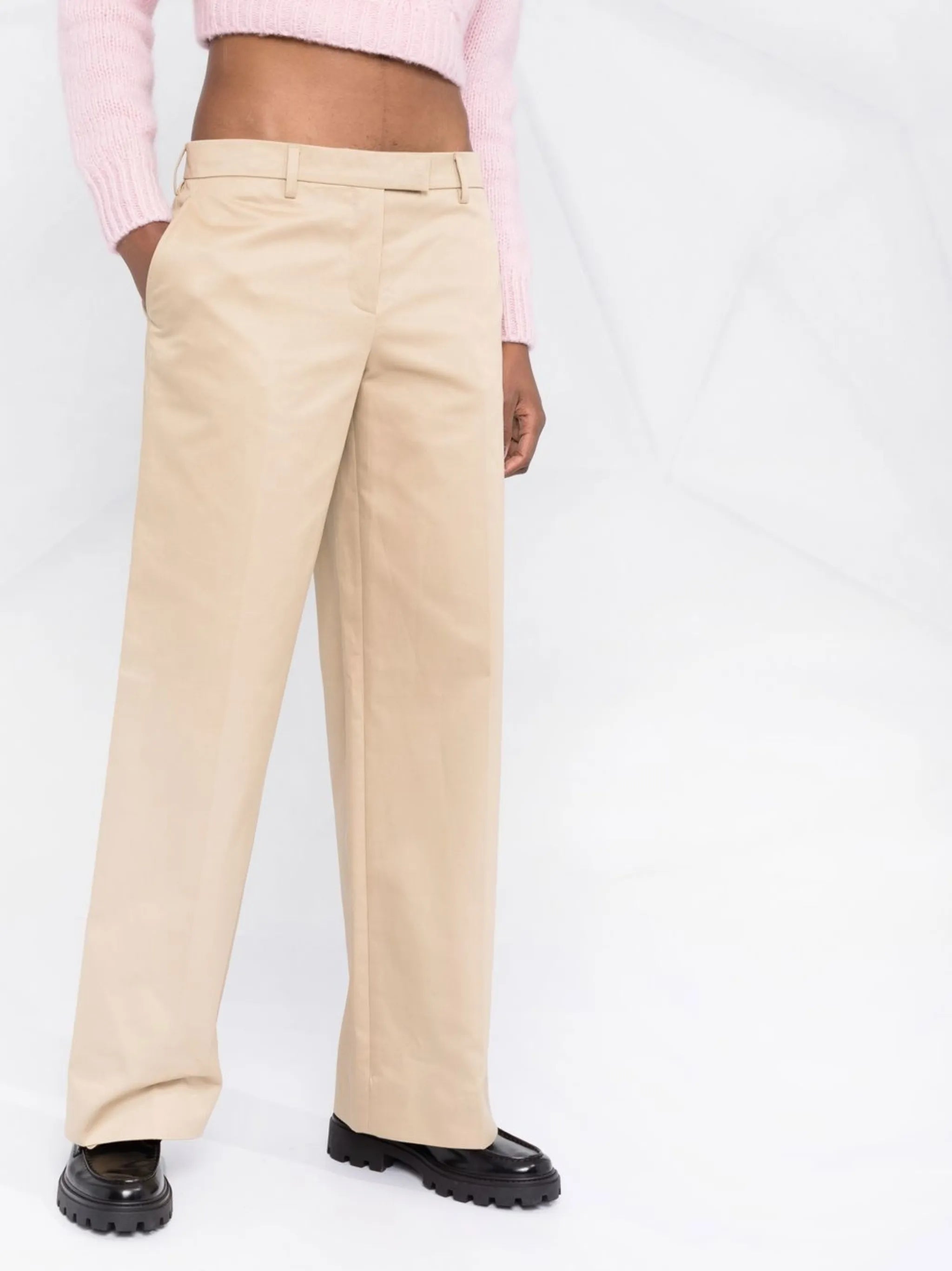 straight-leg tailored trousers