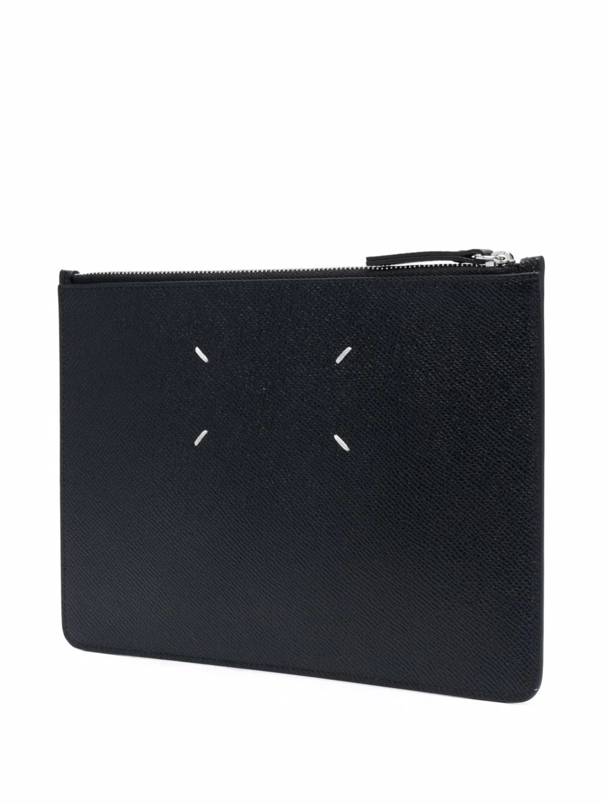 four-stitch clutch