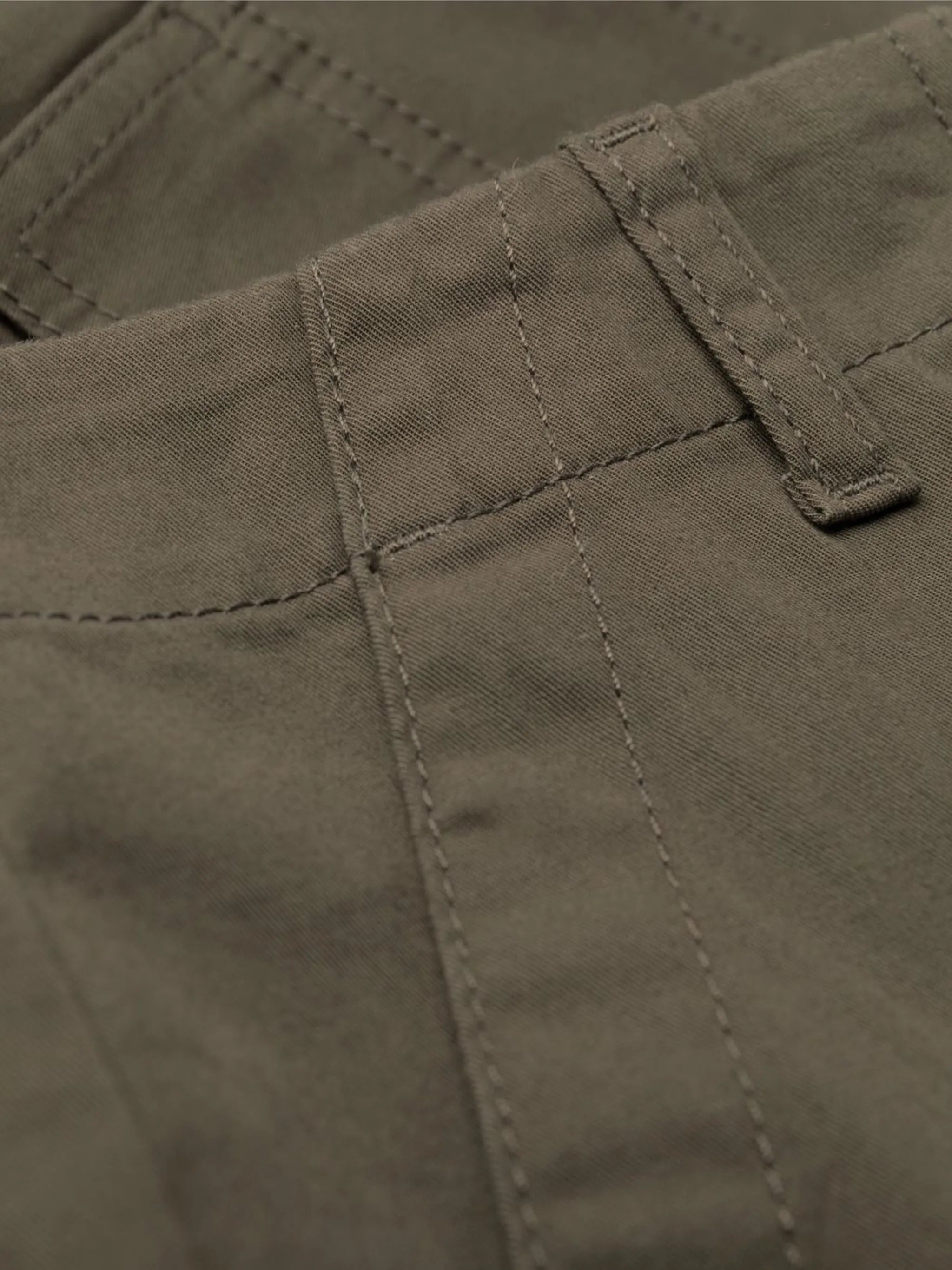 straight-leg cropped chino trousers