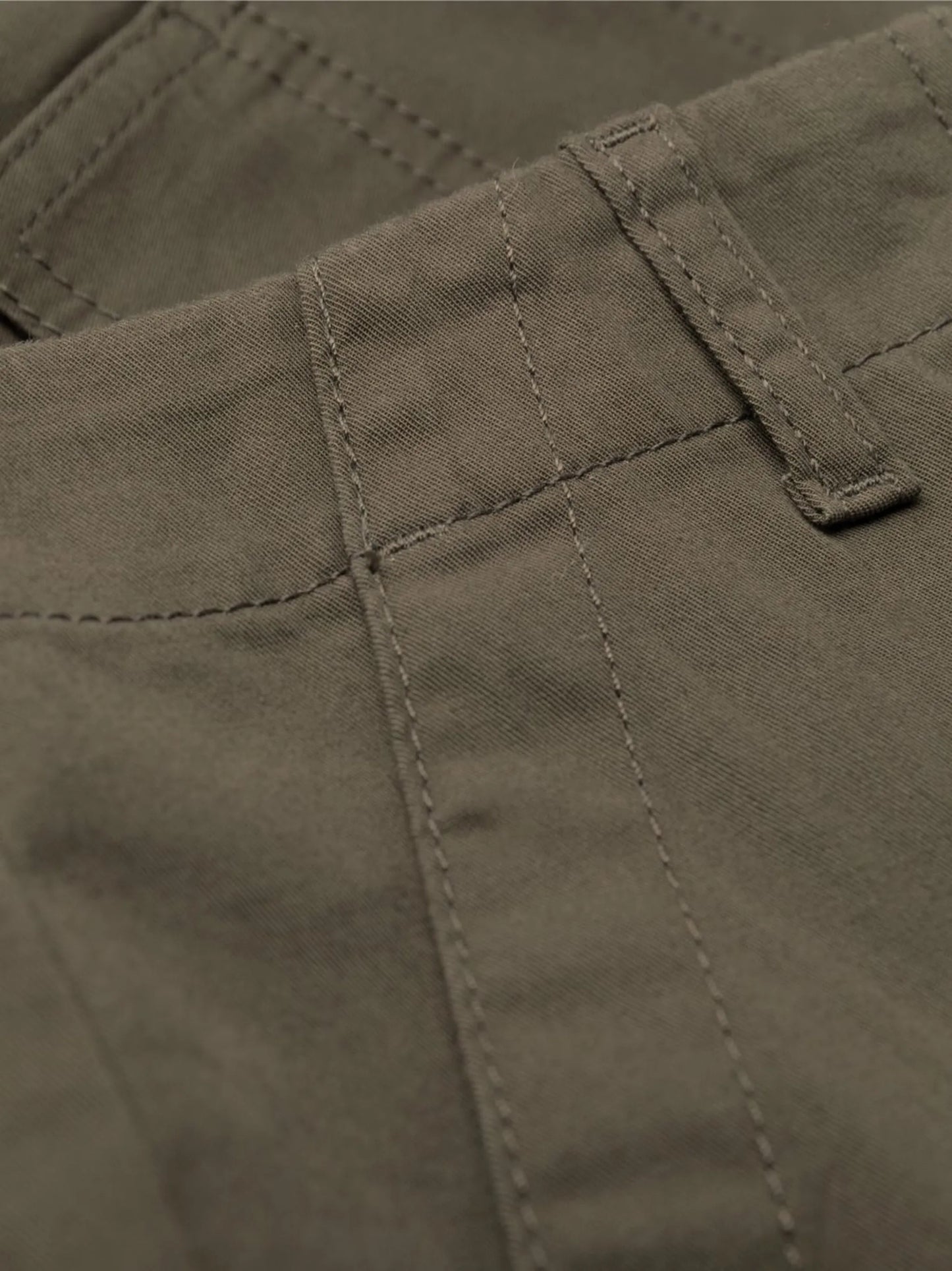 straight-leg cropped chino trousers