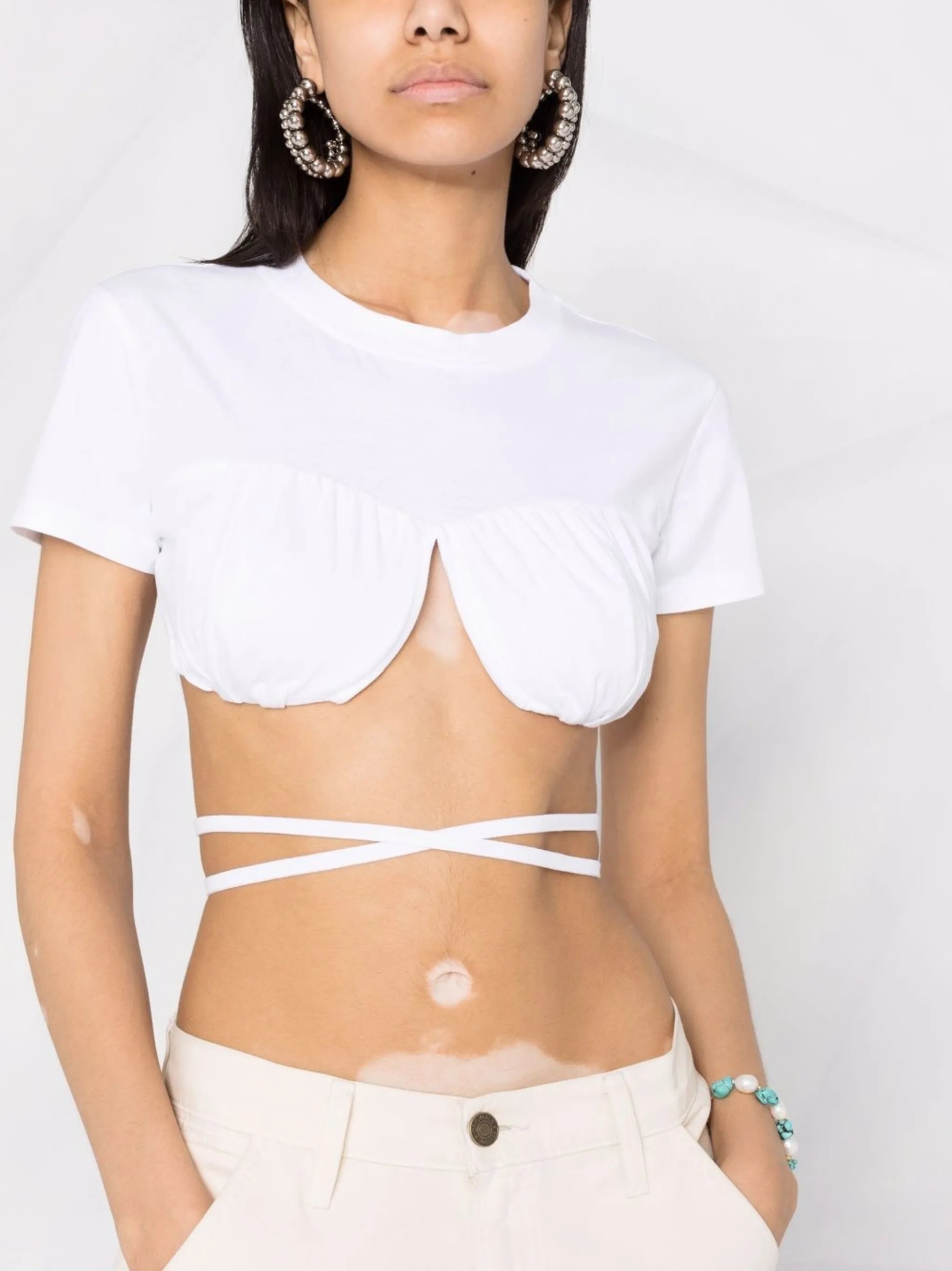 Le T-Shirt Baci cropped top